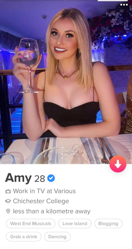 Amy from Love Island on Tinder