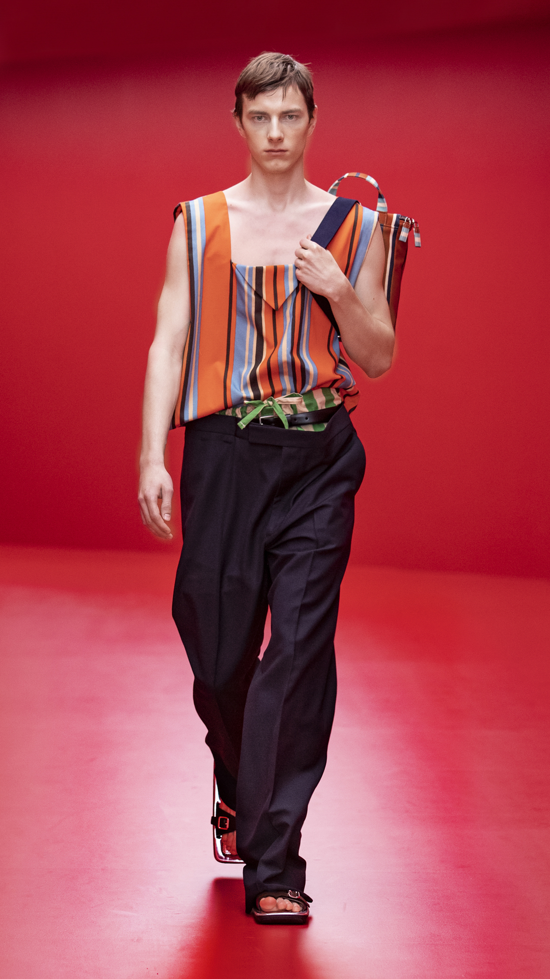 026_Prada Uomo SS22.jpg