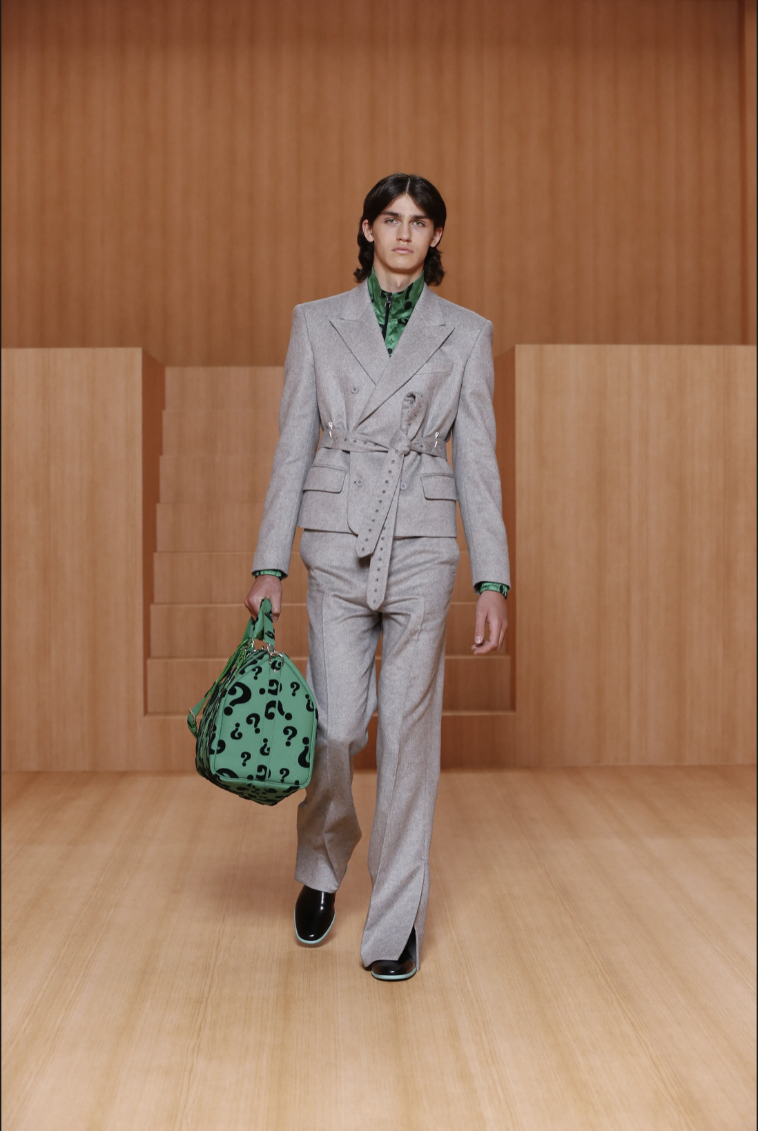 a model wearing Louis Vuitton S22