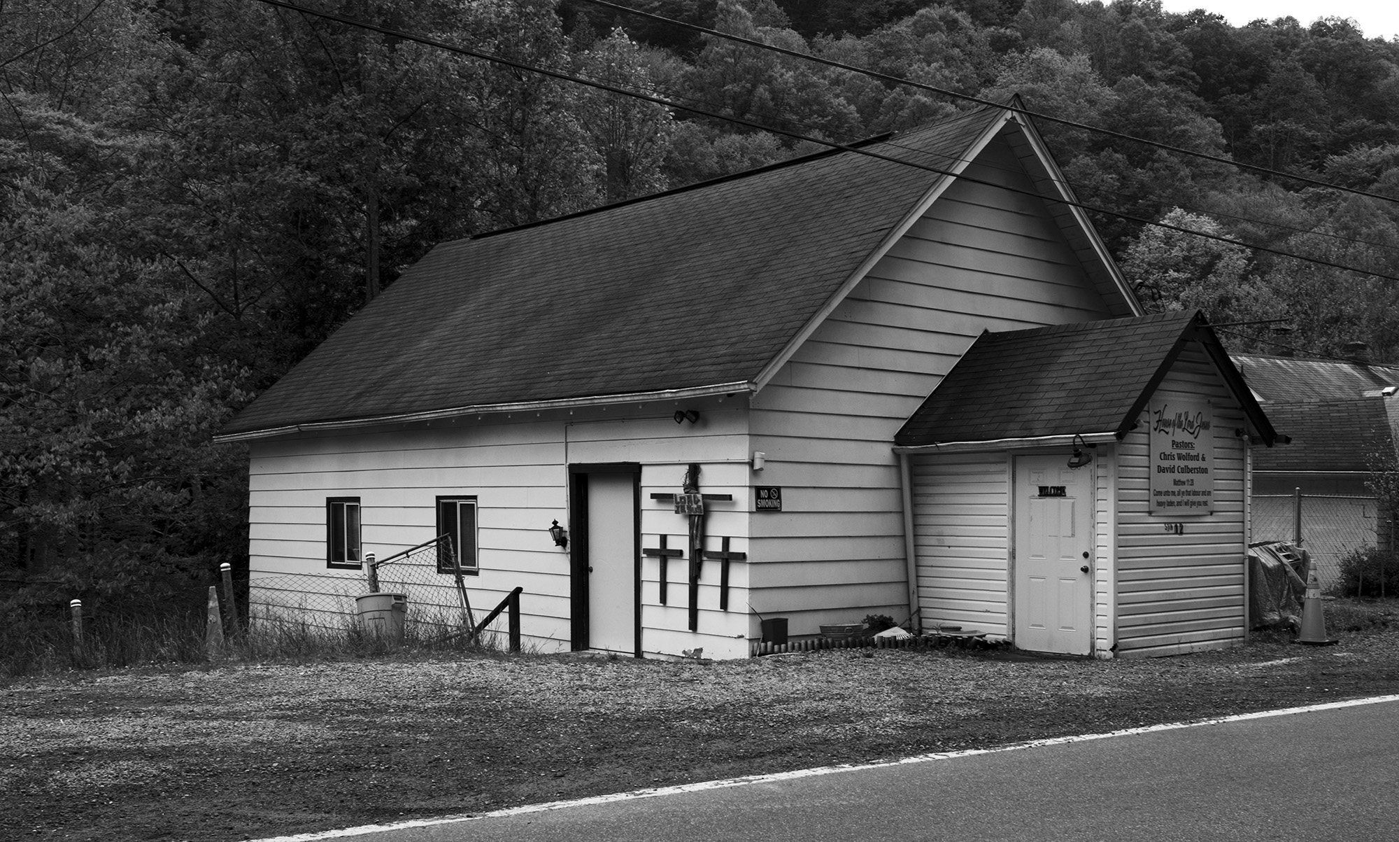 the outside of a snake-handling church in west virginia