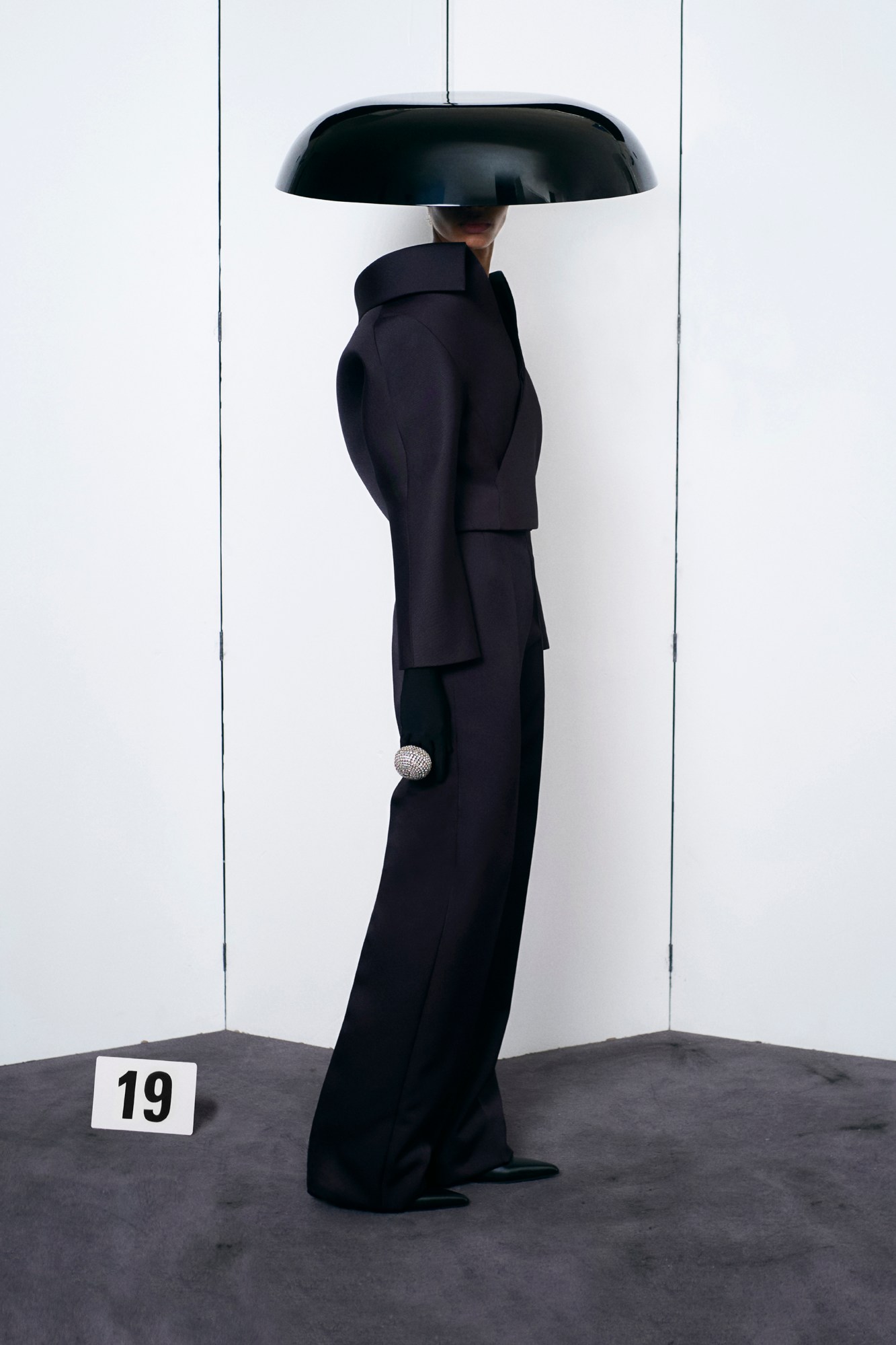 A model wearing a look from Balenciaga Haute Couture AW21