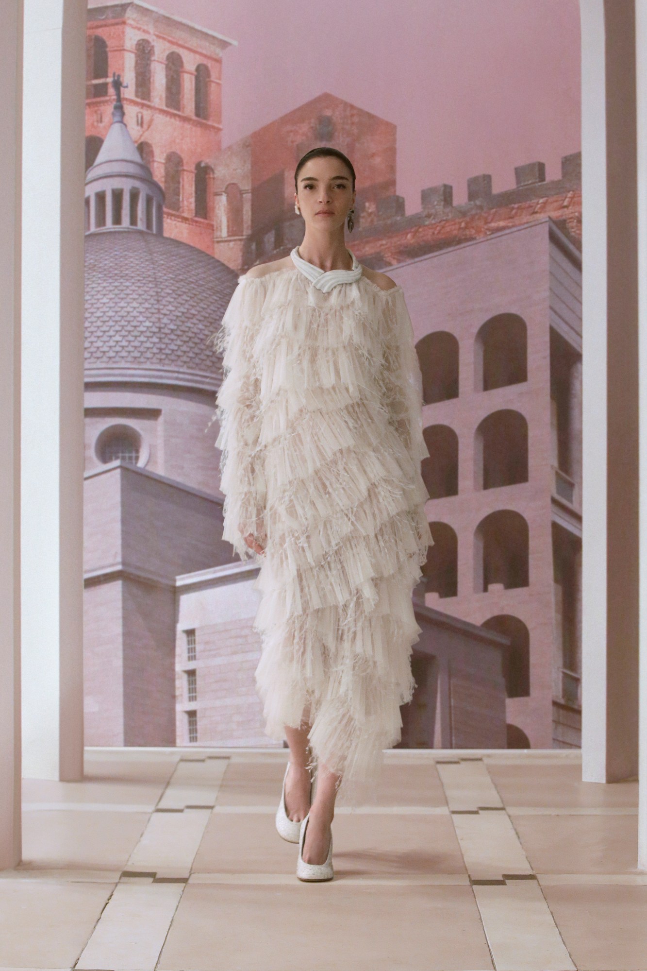 A model wearing a full look from Fendi's 2021 couture collection