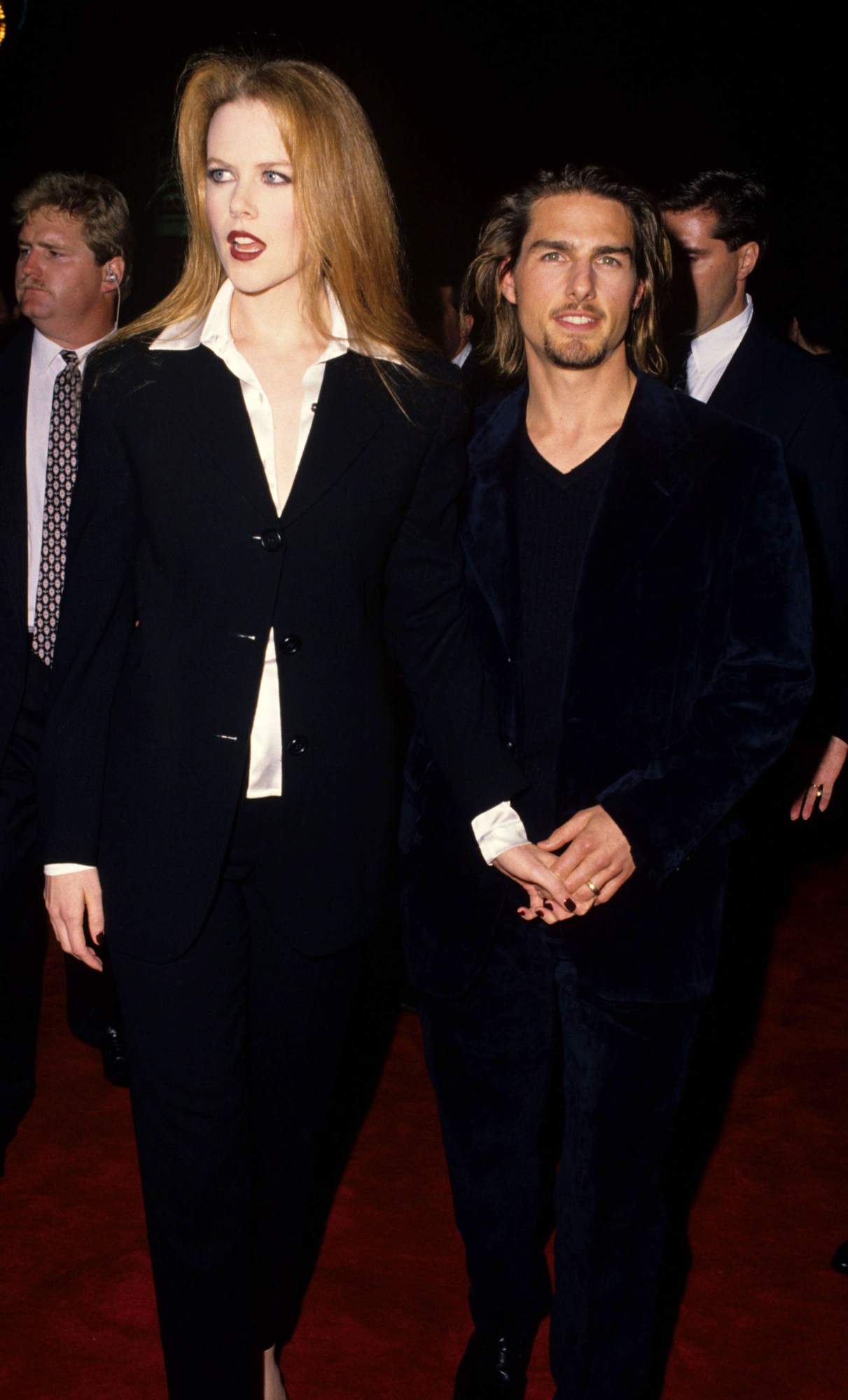 nicole kidman and tom cruise posing on the red carpet 1994