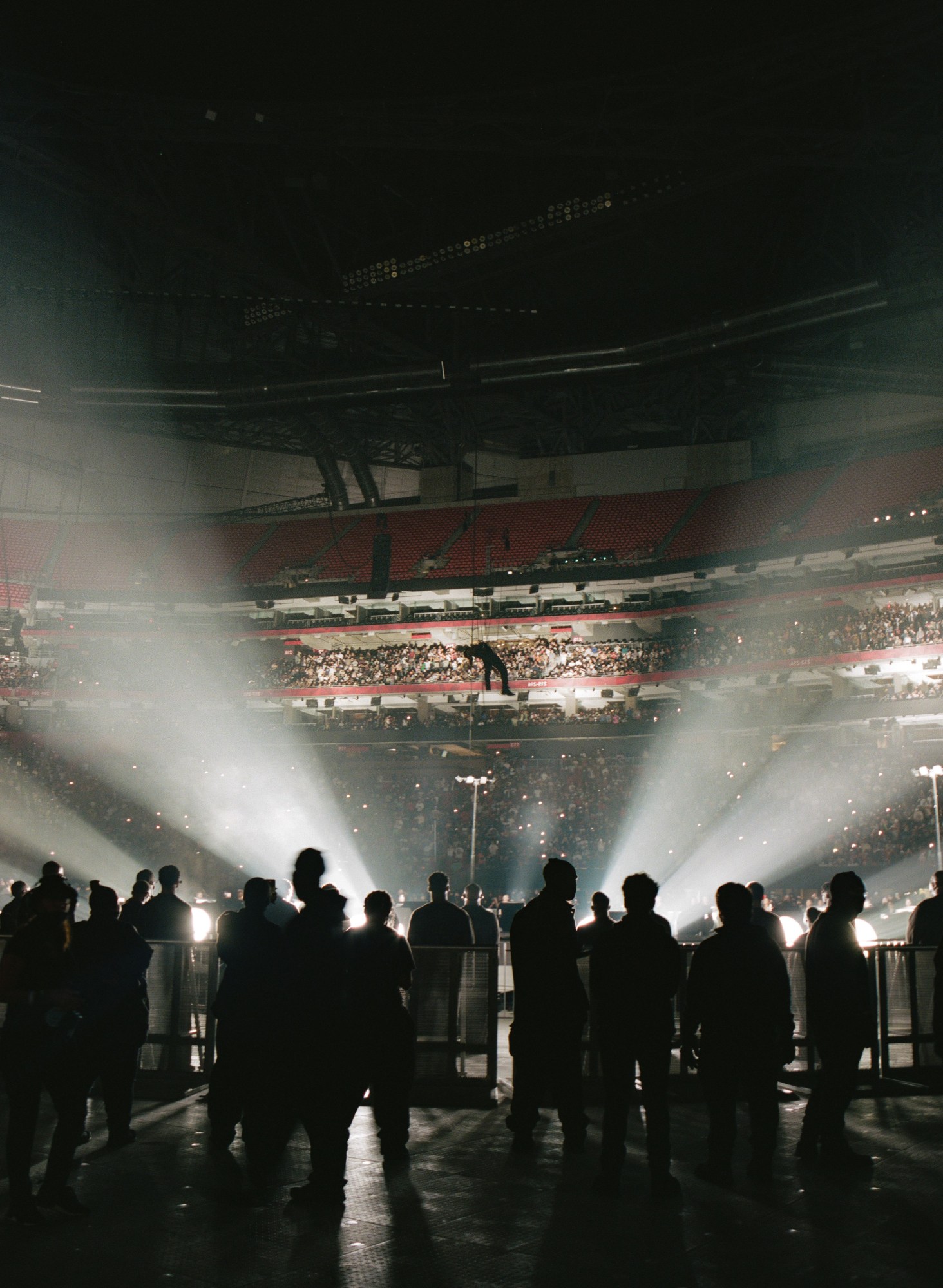 kanye west ascending into the sky at his atlanta stadium donda show