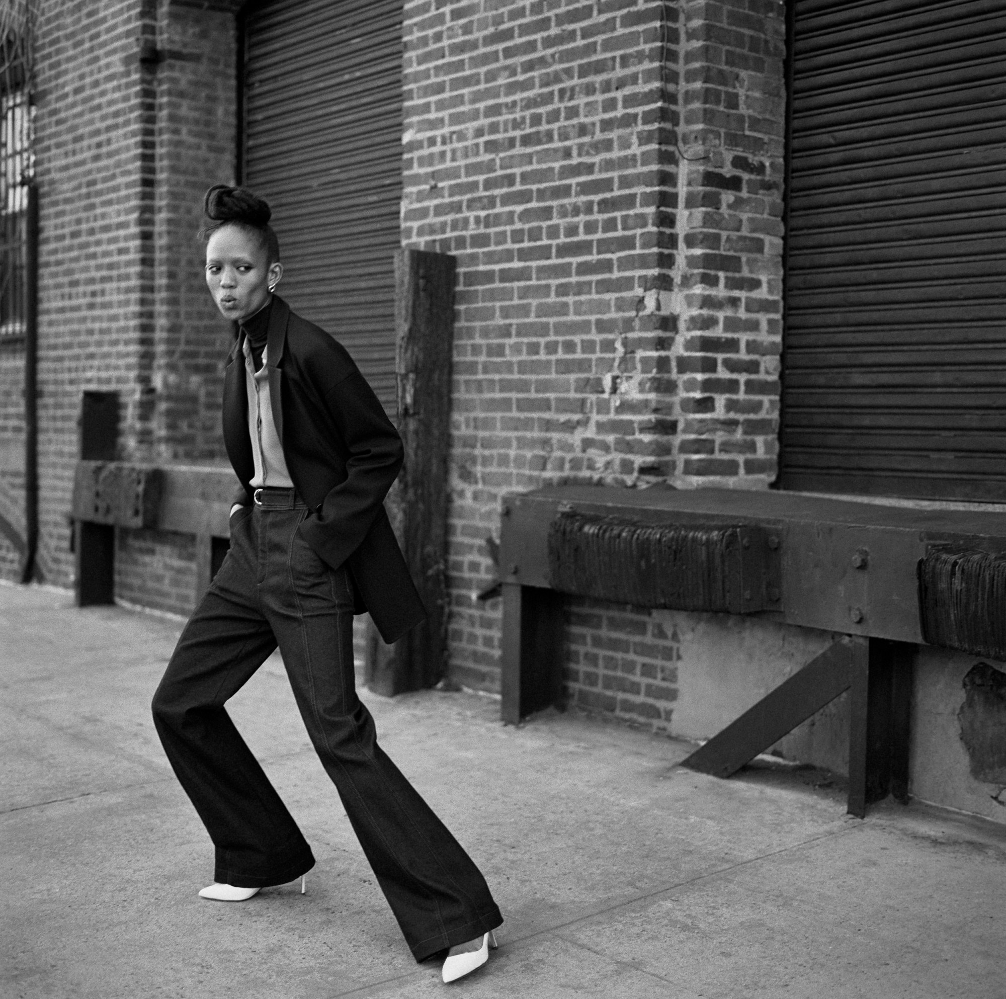 A black and white photo of Adesuwa Aighewi in New York