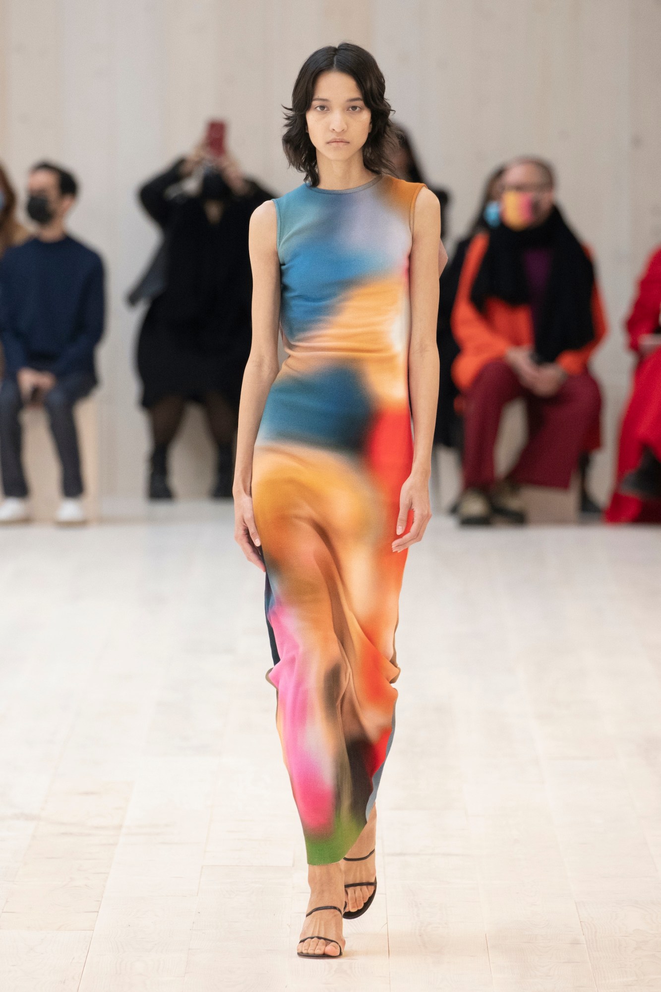 LOEWE Women_s Spring Summer 2022 Look 4.jpg