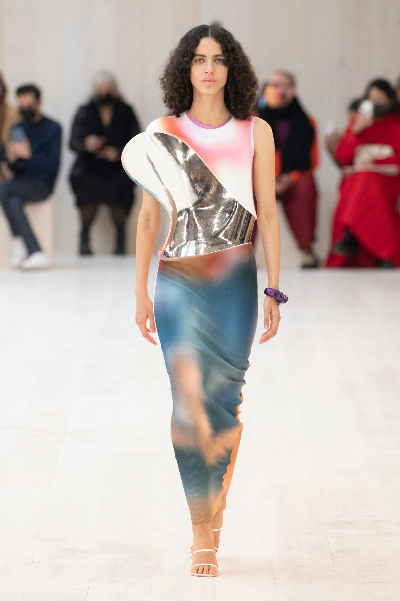 LOEWE Women_s Spring Summer 2022 Look 14.jpg