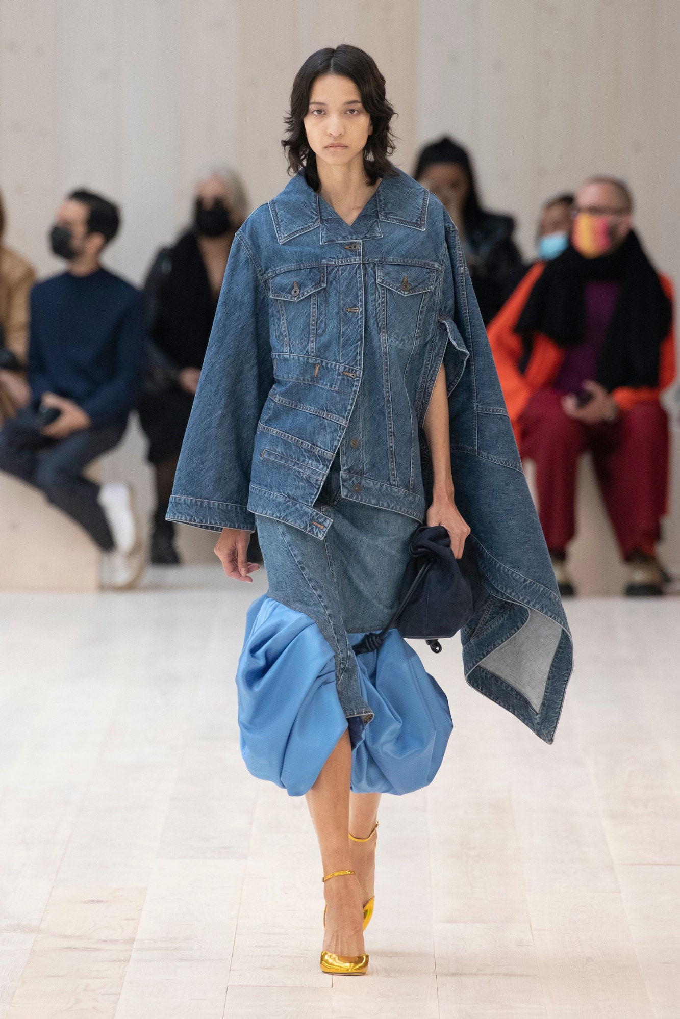 LOEWE Women_s Spring Summer 2022 Look 38.jpg