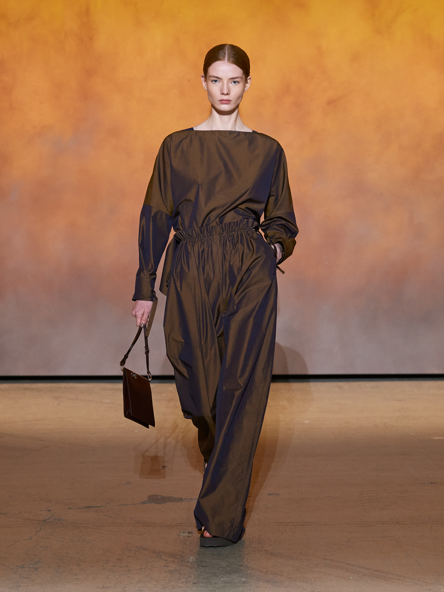 RUNWAY_HERMES_WRTW_SS22@FilippoFior_27.jpg