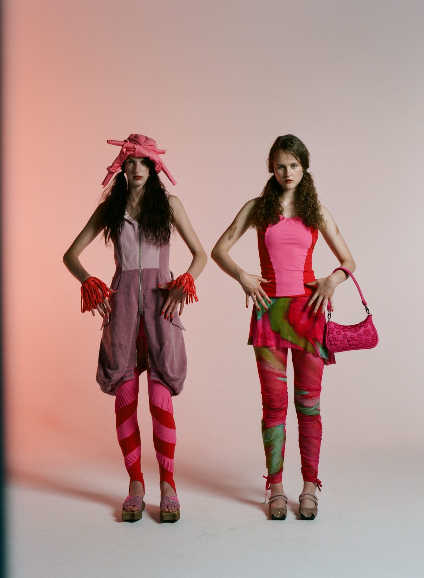 models wearing Paula Canovas del Vas