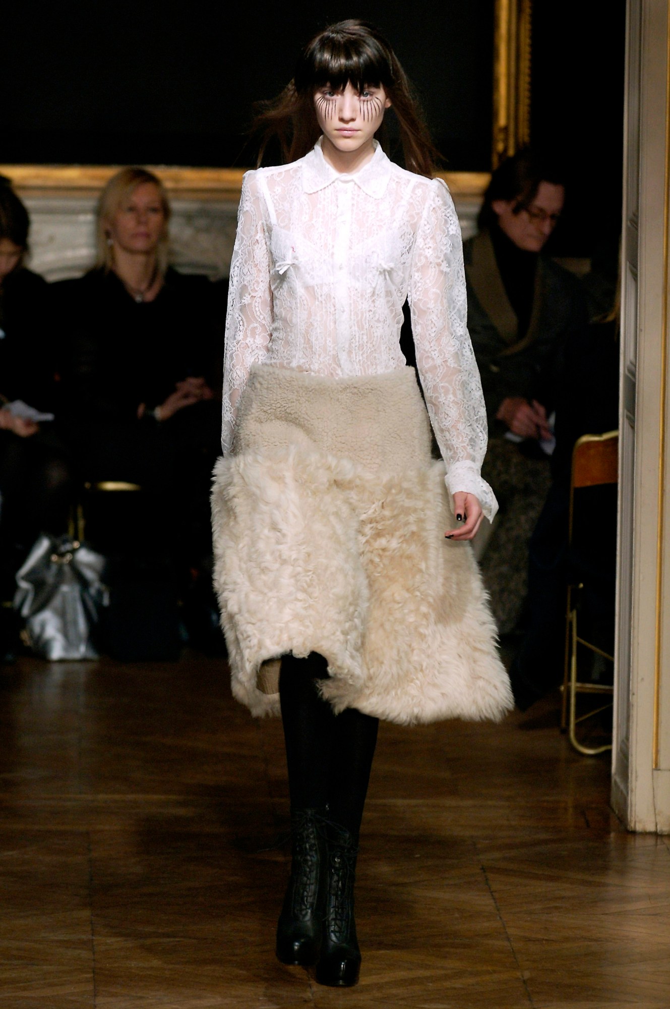 A model walking the runway at A.F. Vandevorst AW08