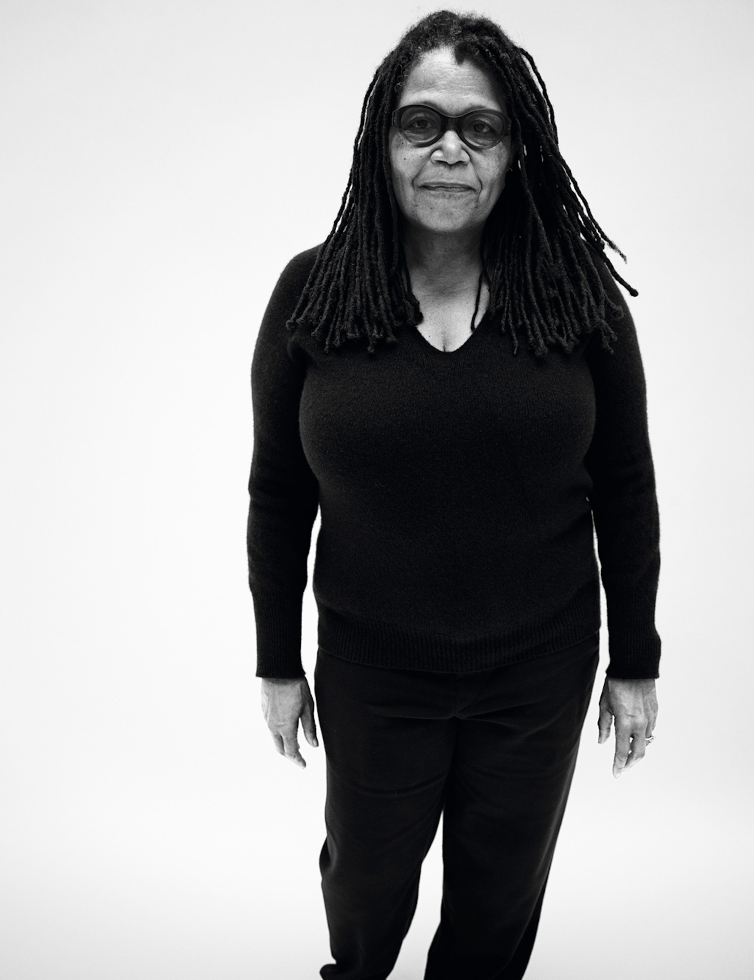 portrait of Linda wearing all black.