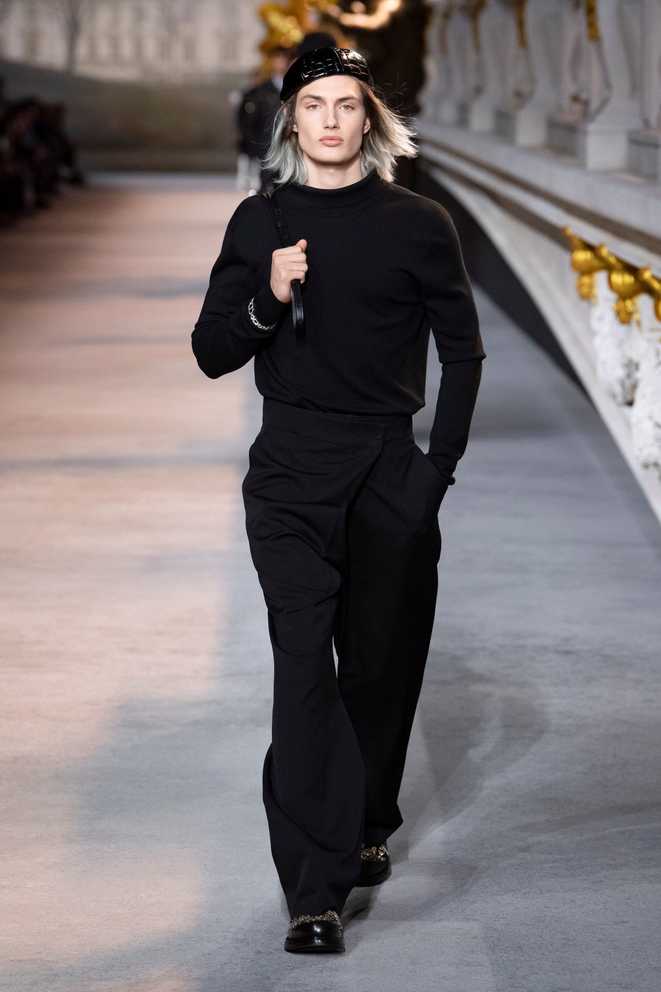 DIOR MEN'S WINTER 2022-2023 COLLECTION - LOOK 1.JPG