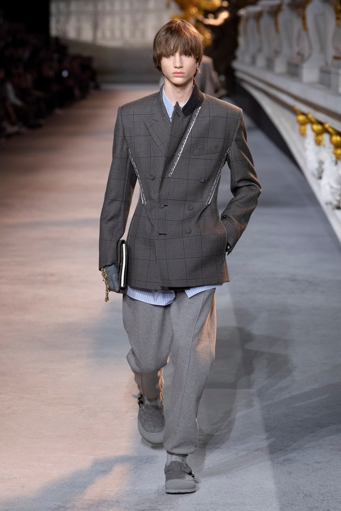 DIOR MEN'S WINTER 2022-2023 COLLECTION - LOOK 15.JPG