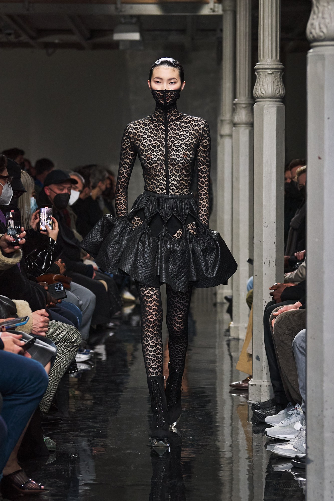 Alaia SF22 look_46.jpg