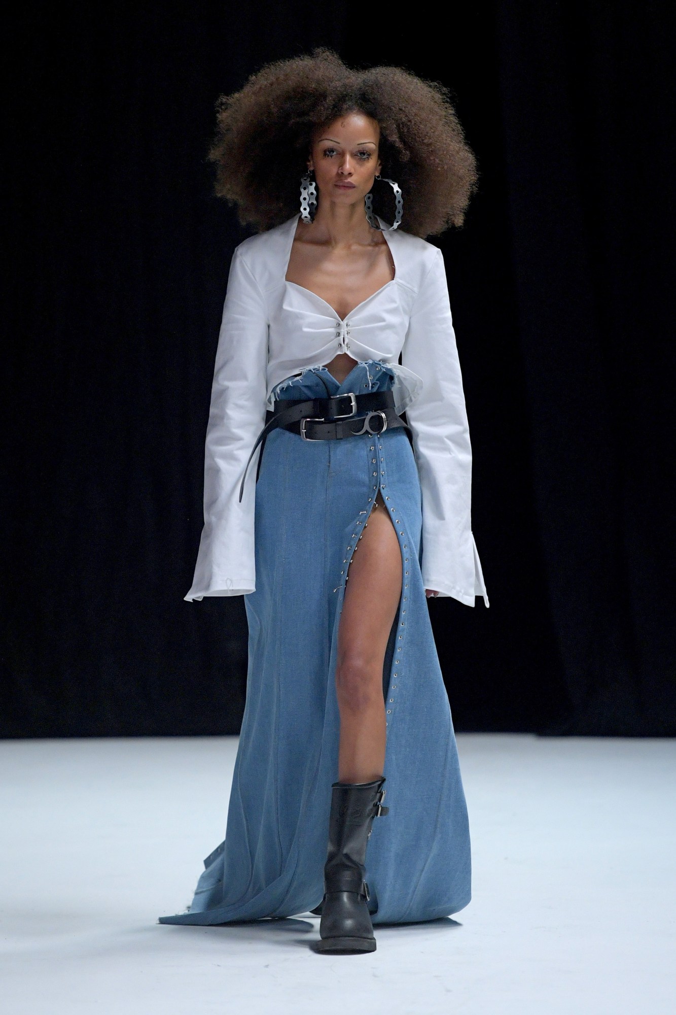 Copenhagen-Fashion-Week-JadeCropper-AW22-Runway-07.JPG