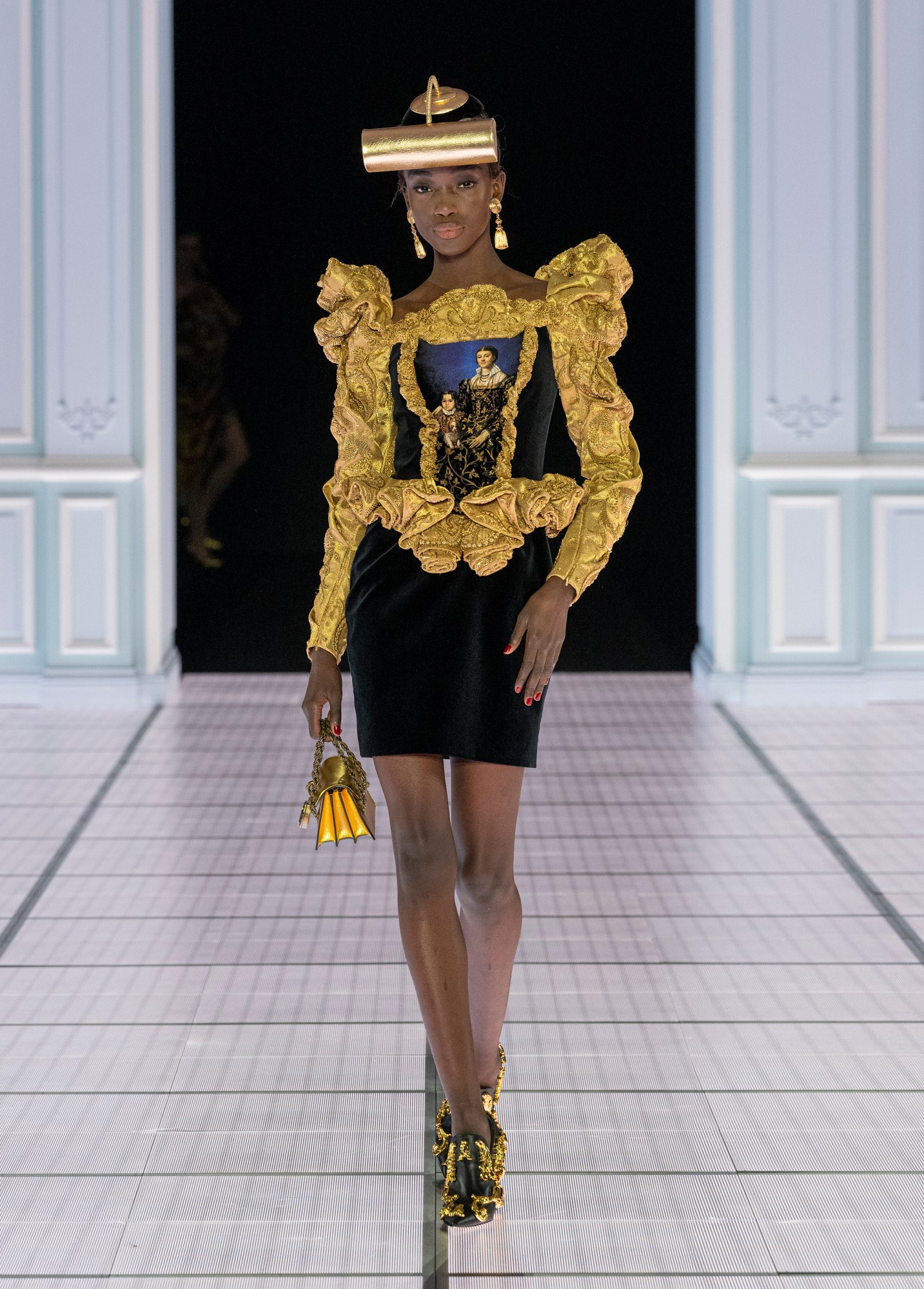 Moschino AW22