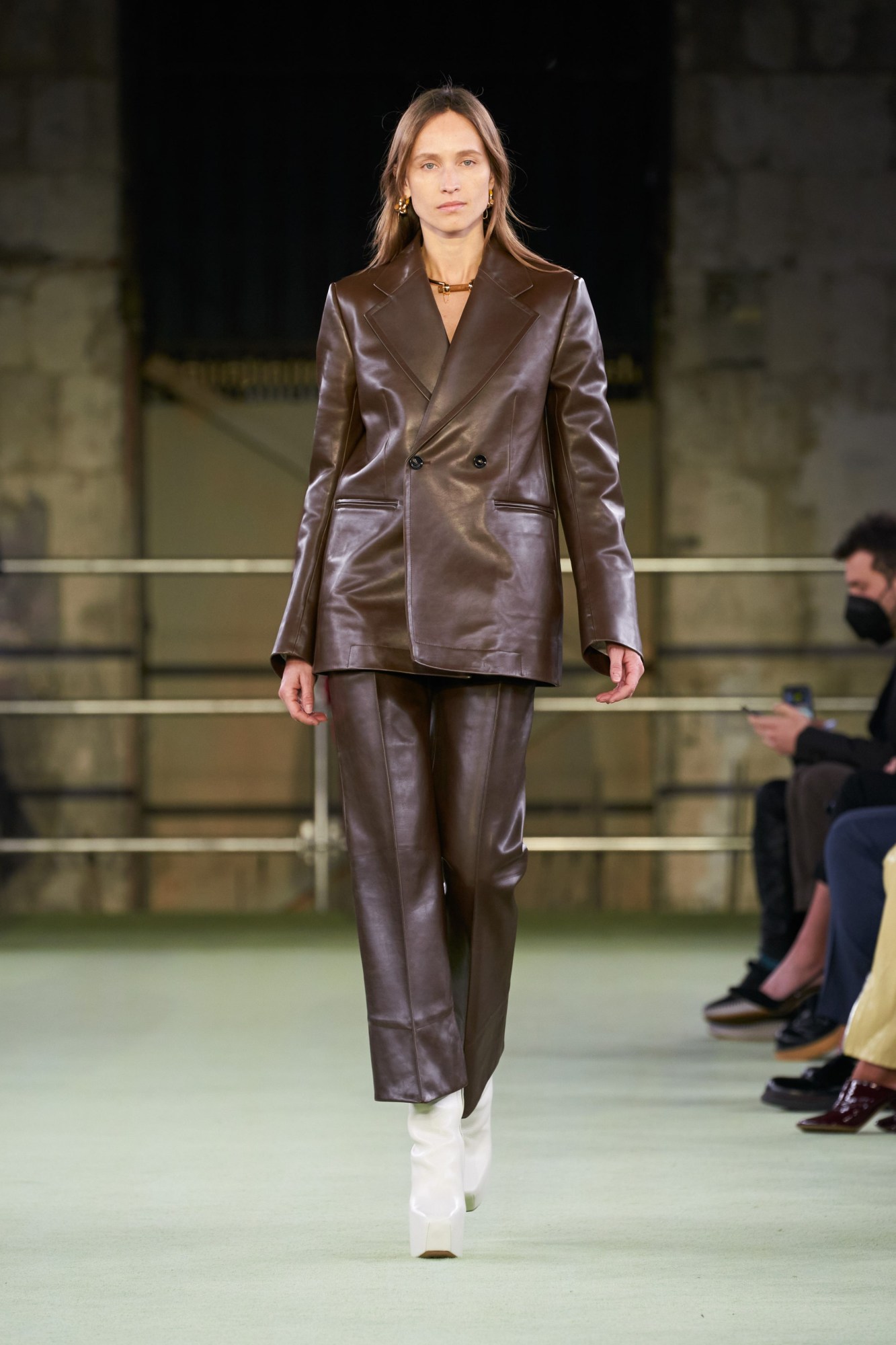 00019-bottega-veneta-fall-2022-ready-to-wear-milan-credit-alessandro-lucioni-imaxtree.jpeg