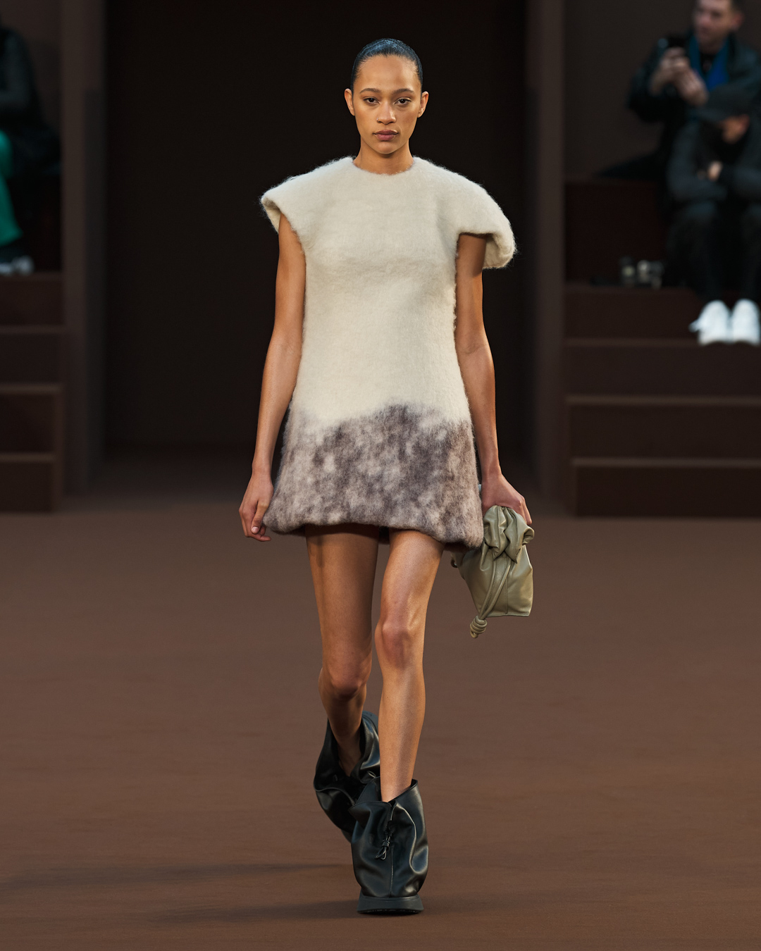 Loewe FW22 09.jpg