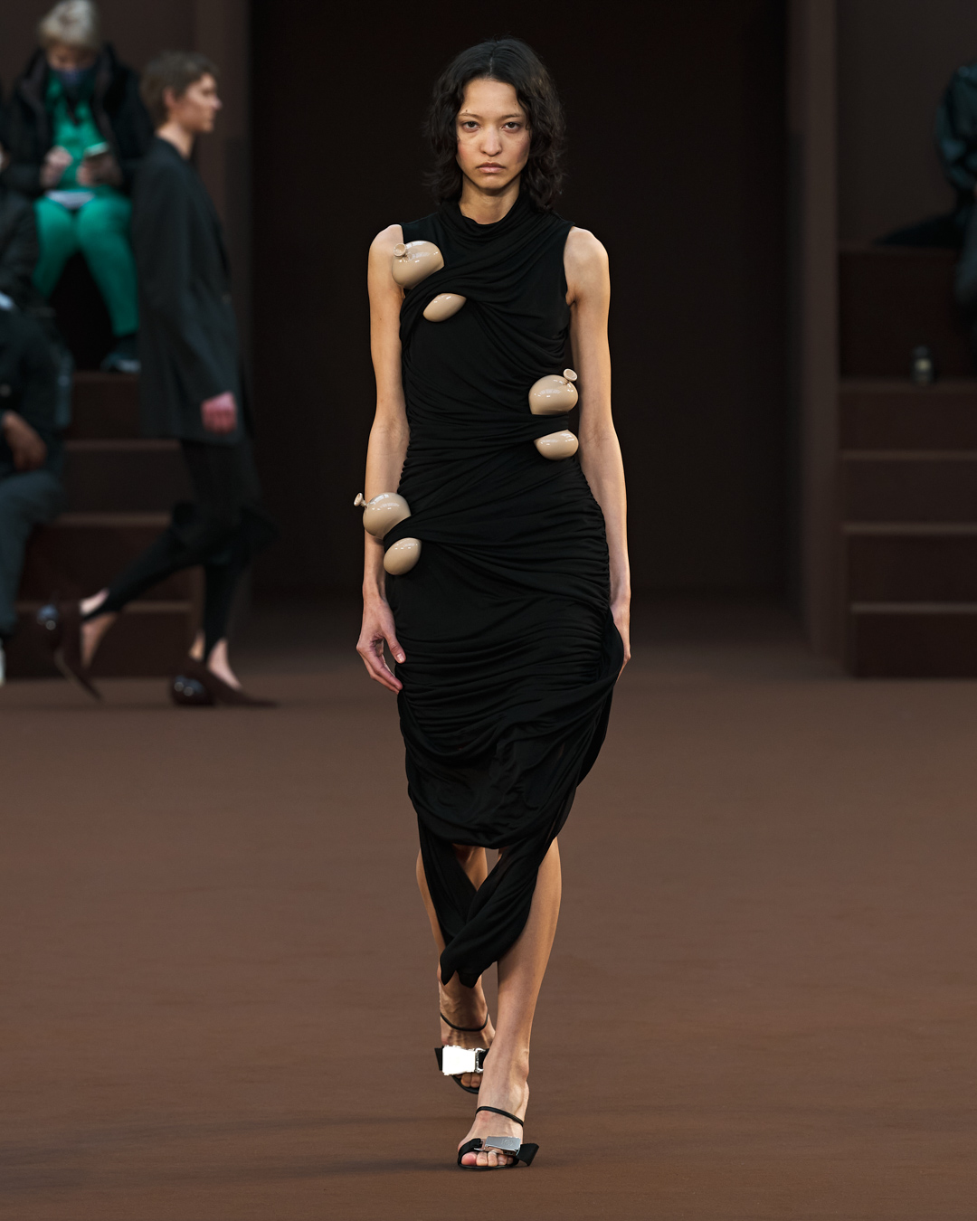 Loewe FW22 38.jpg