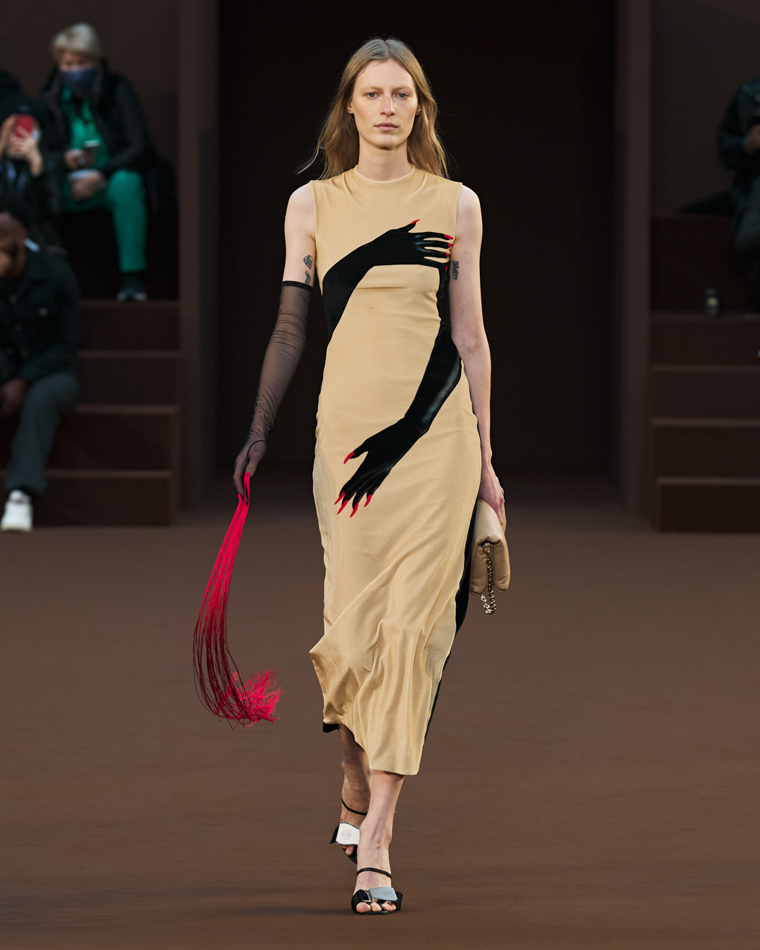 Loewe FW22 43.jpg