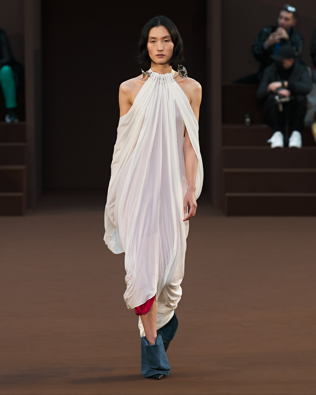 Loewe FW22 47.jpg