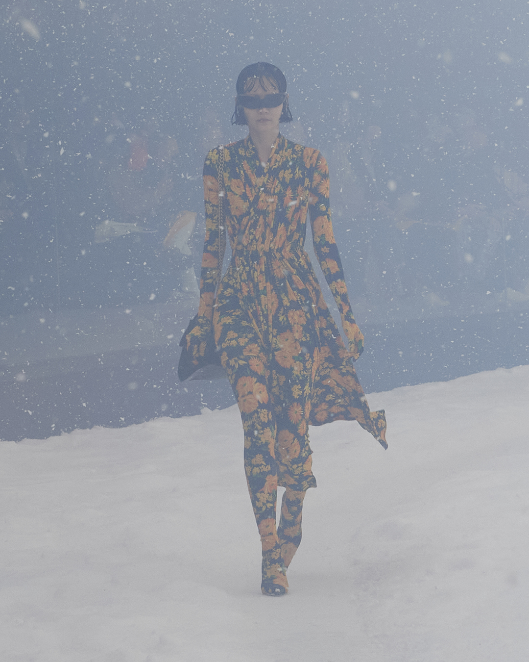 BALENCIAGA WINTER 22 LOOK 21_GWEN LU.jpg