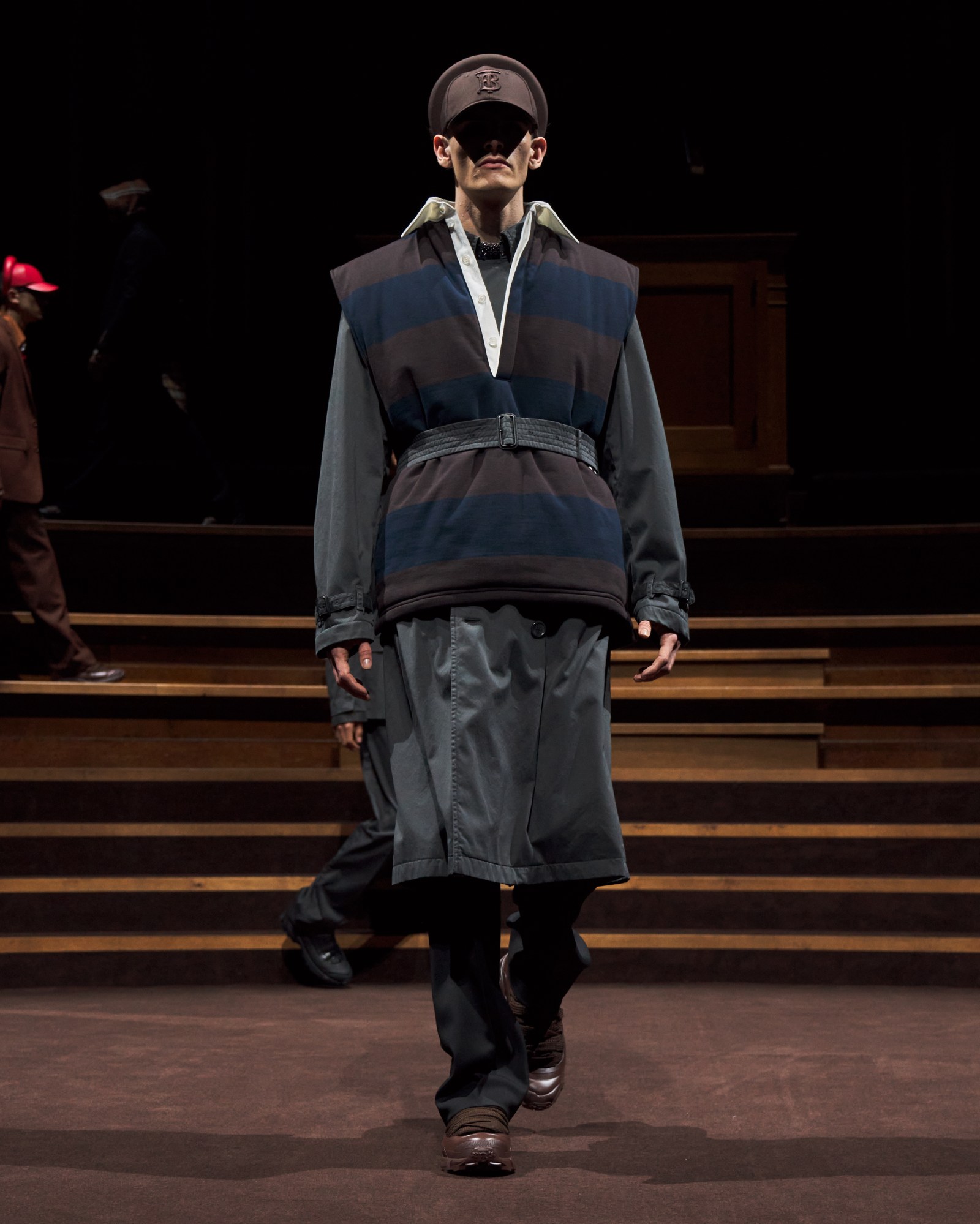 Burberry Autumn_Winter 2022 Menswear Collection - Look 12.jpg