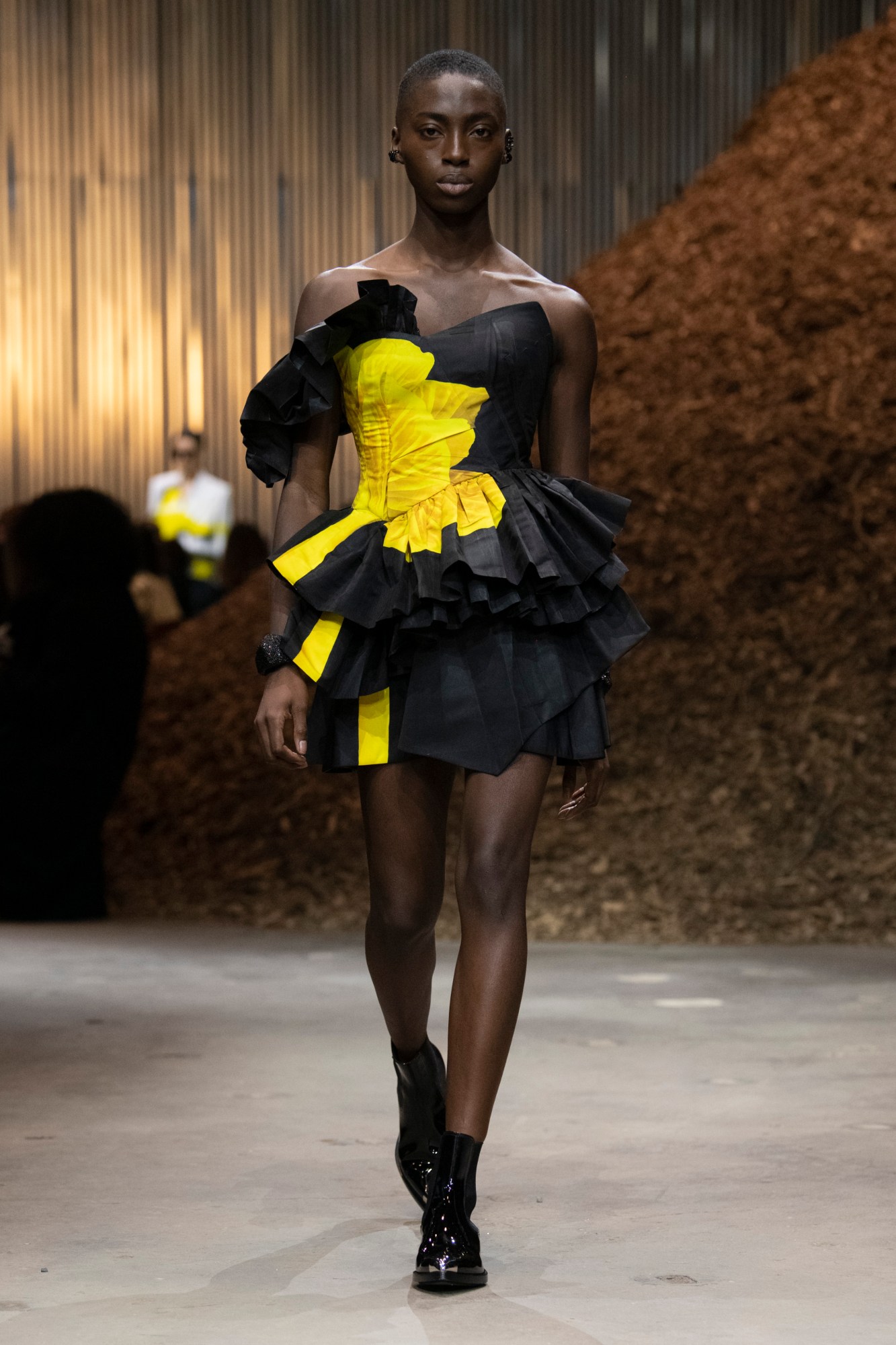 Model at Alexander McQueen AW22 show