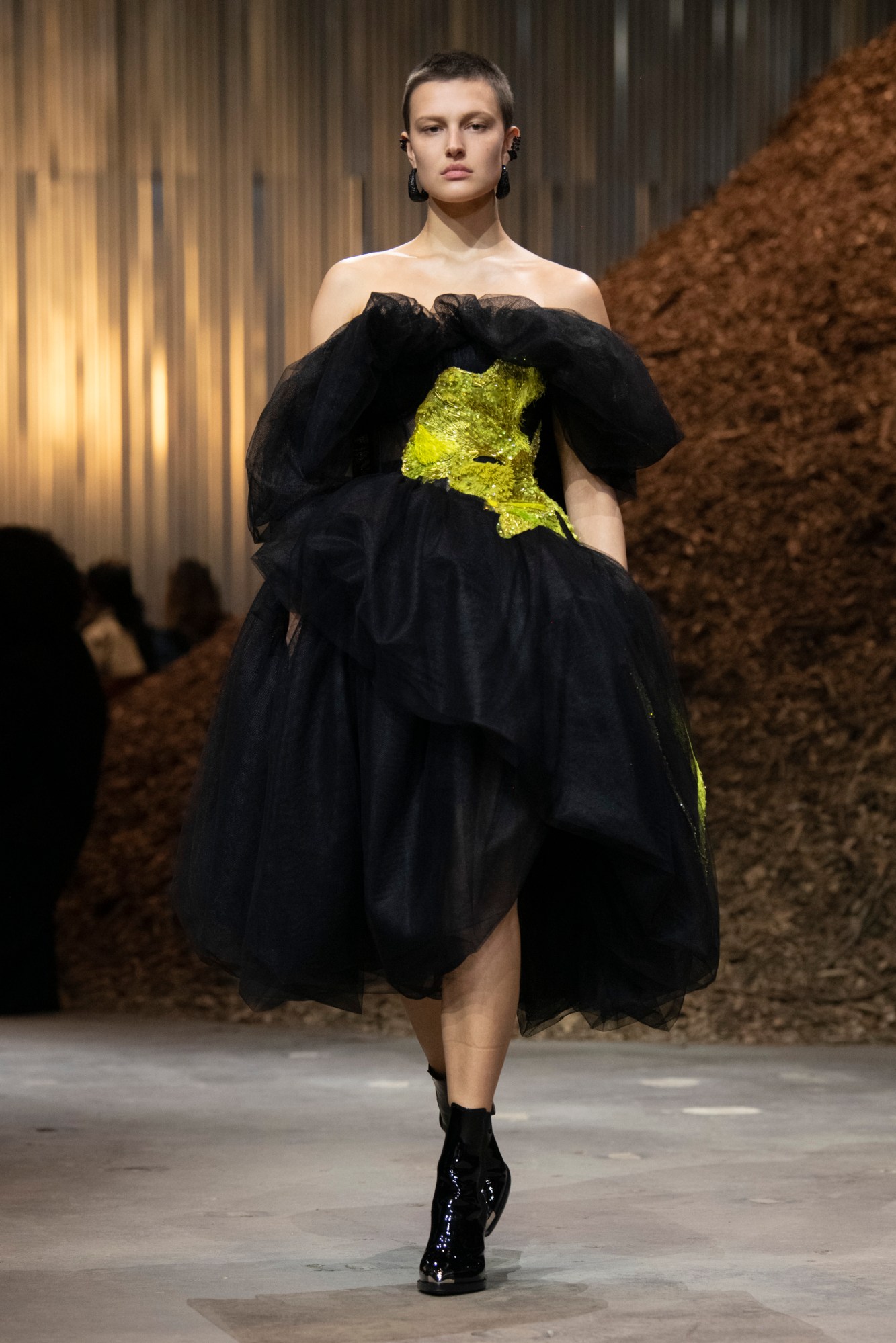 Model at Alexander McQueen AW22 show