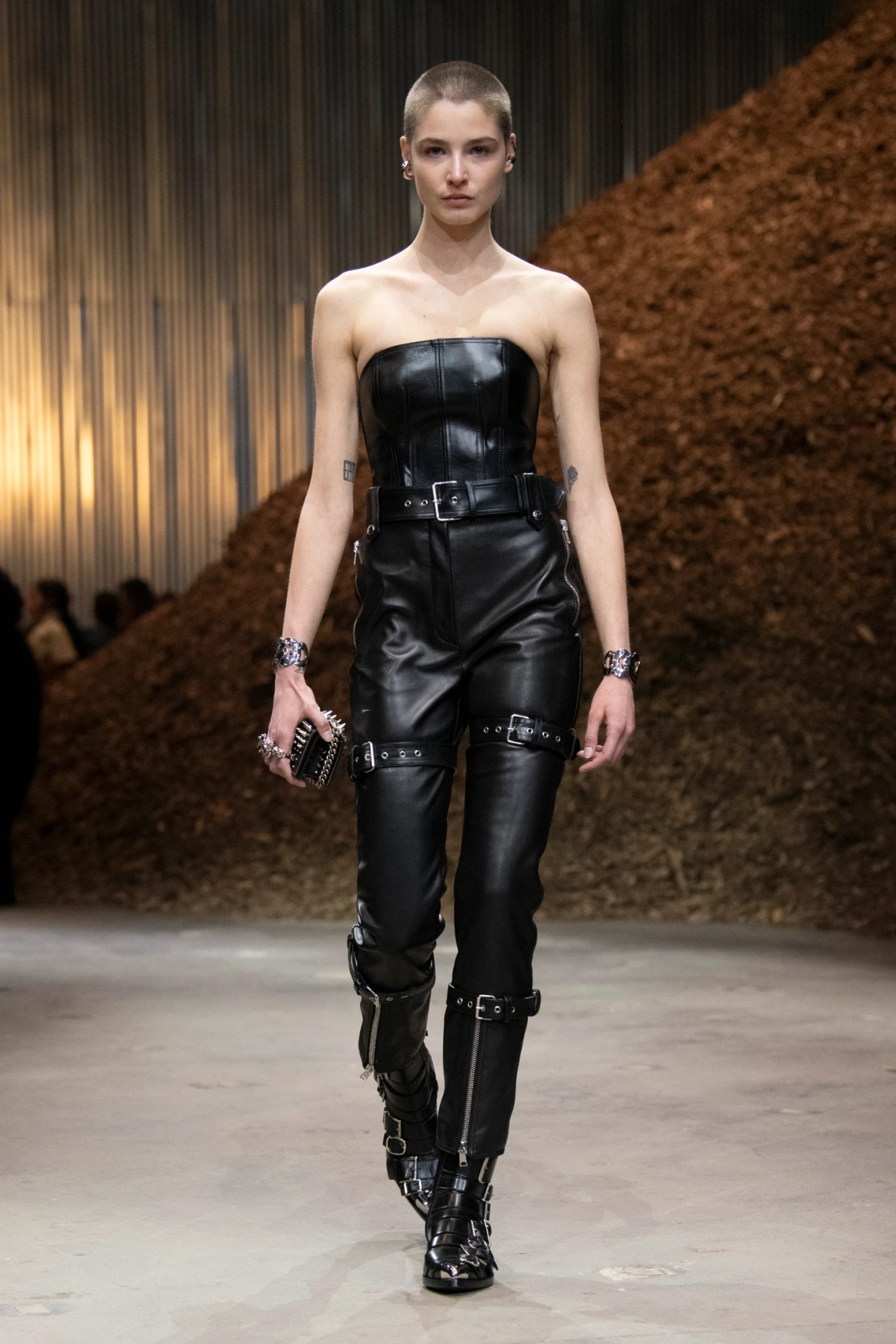 mcqueen biker runway look aw22