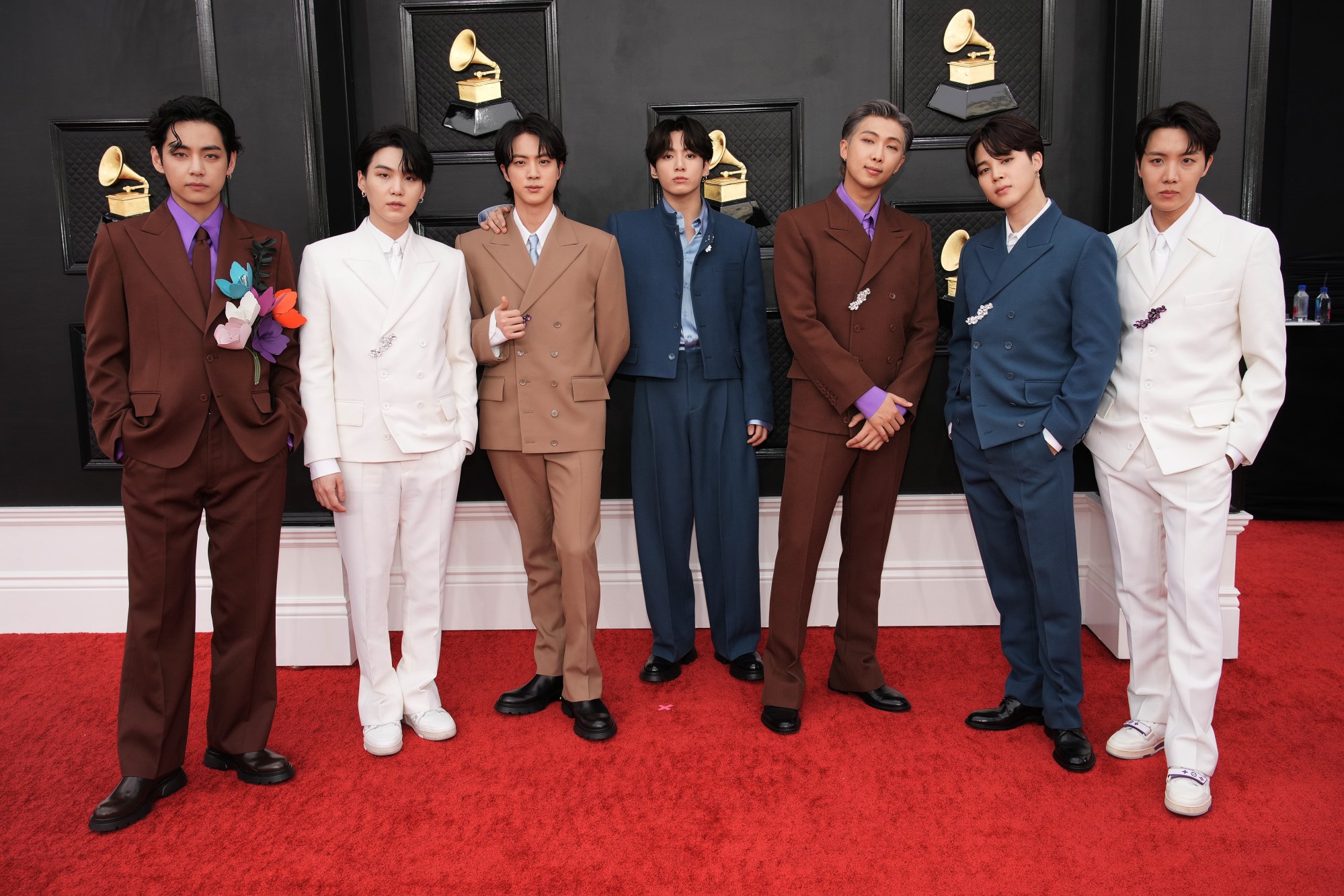 bts wear louis vuitton at the grammys 2022