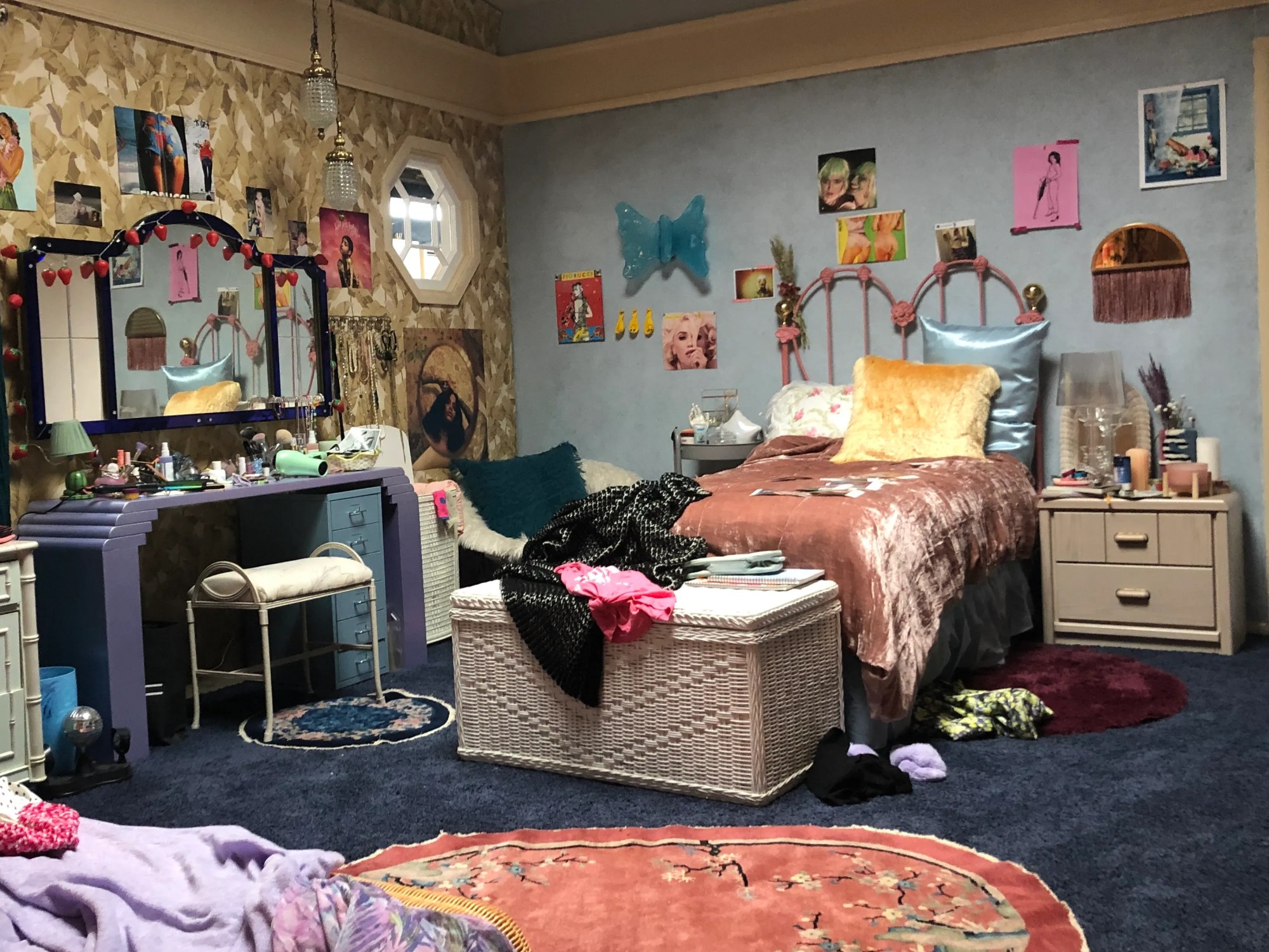 cassie's bedroom in euphoria