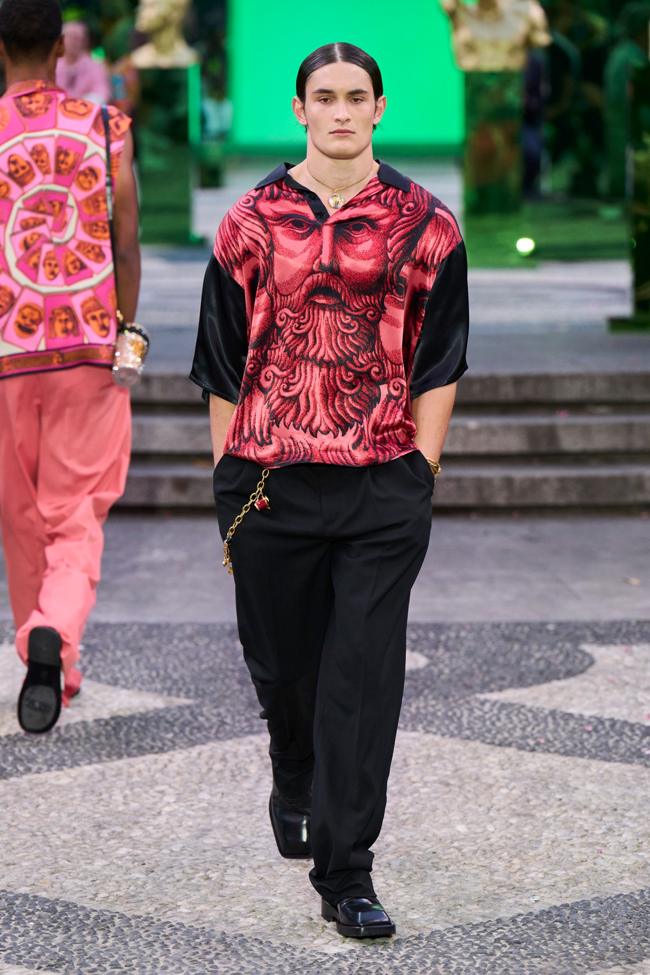 Versace m S23 018.jpg