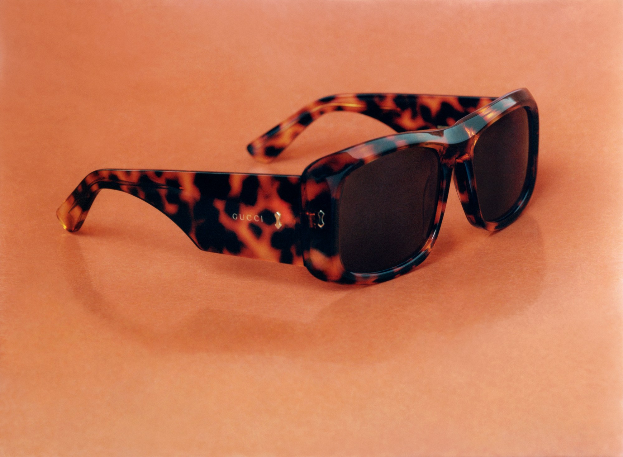 1607_MT_IDXGUCCI_EYEWEAR_03_OPT2_V2_150_DPI.jpg