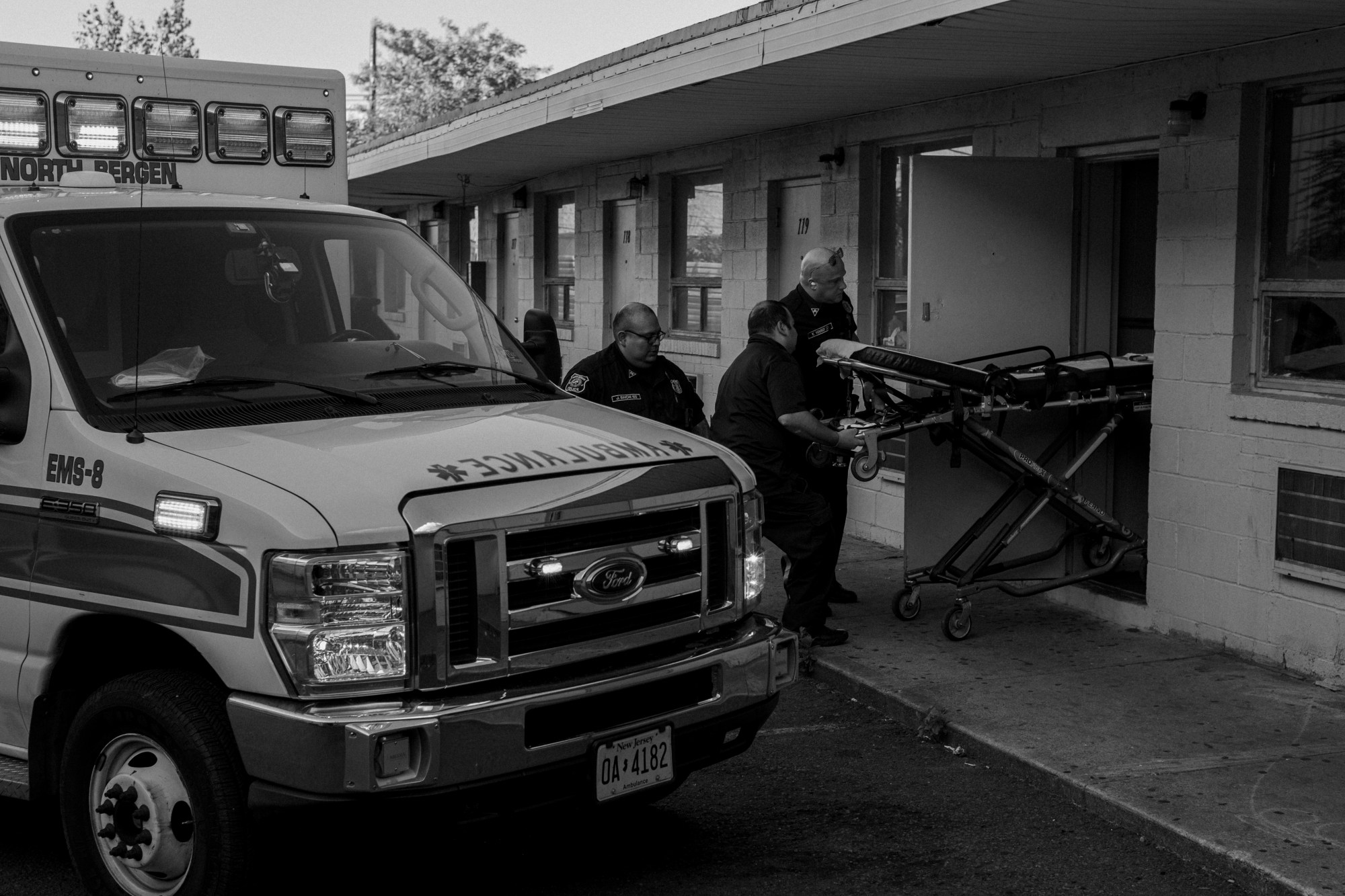 An ambulance arriving outside the Lincoln Tunnel Hotel.