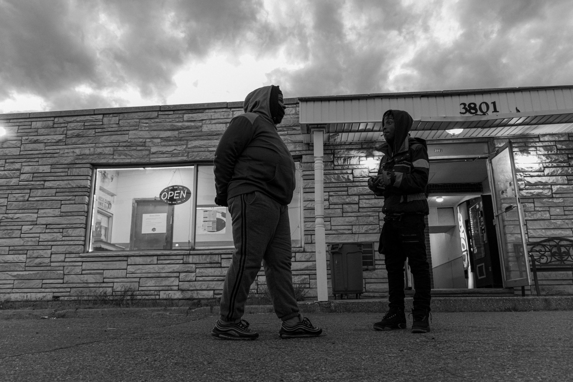 A couple outside the Lincoln Tunnel Hotel.