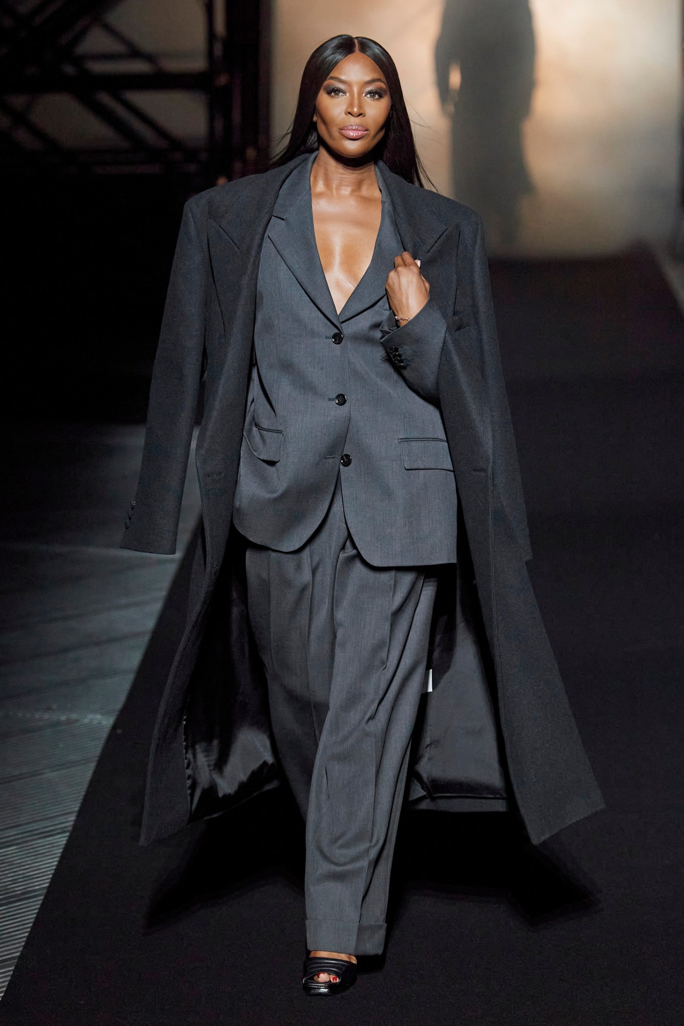 Naomi Campbell walking for Boss FW22