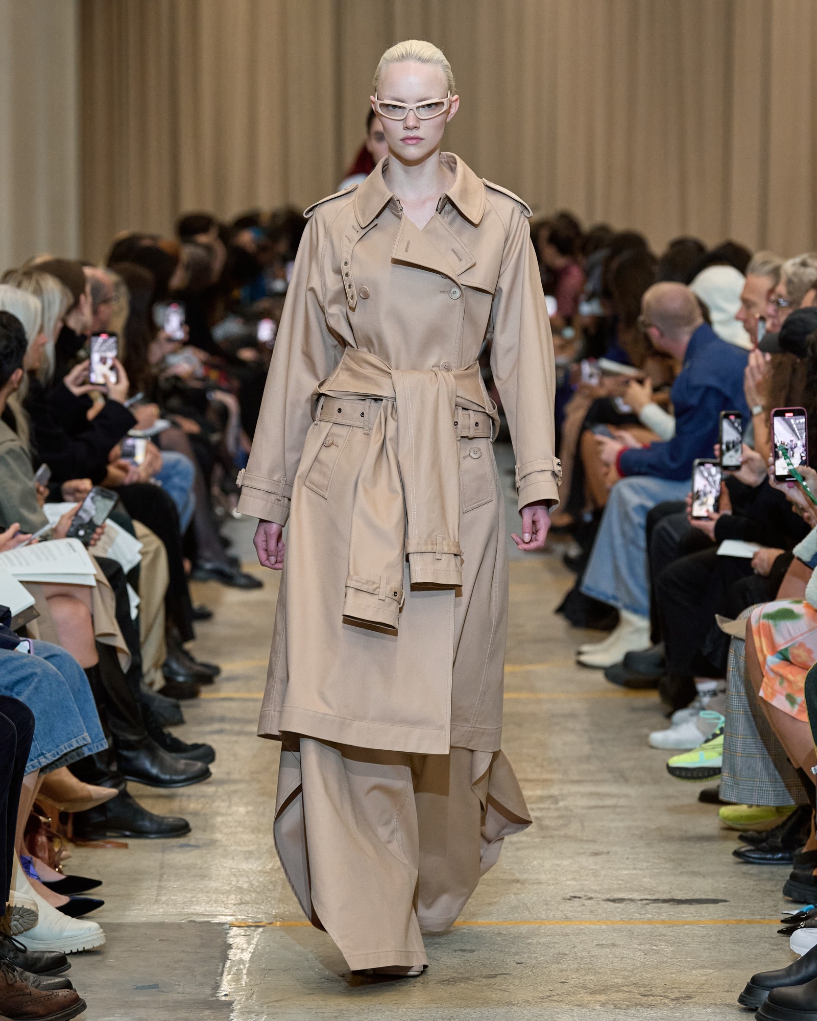 Burberry Spring_Summer 2023 Collection - Look 18.jpg