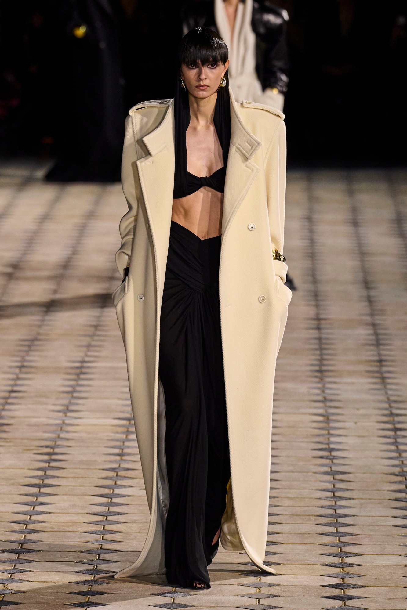 Saint Laurent S23 045.jpg