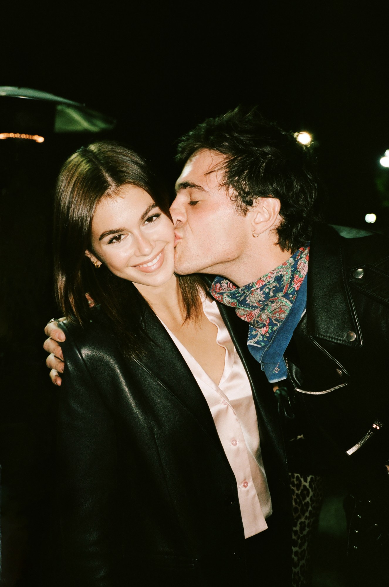 jacob elordi kisses kaia gerber on the cheek