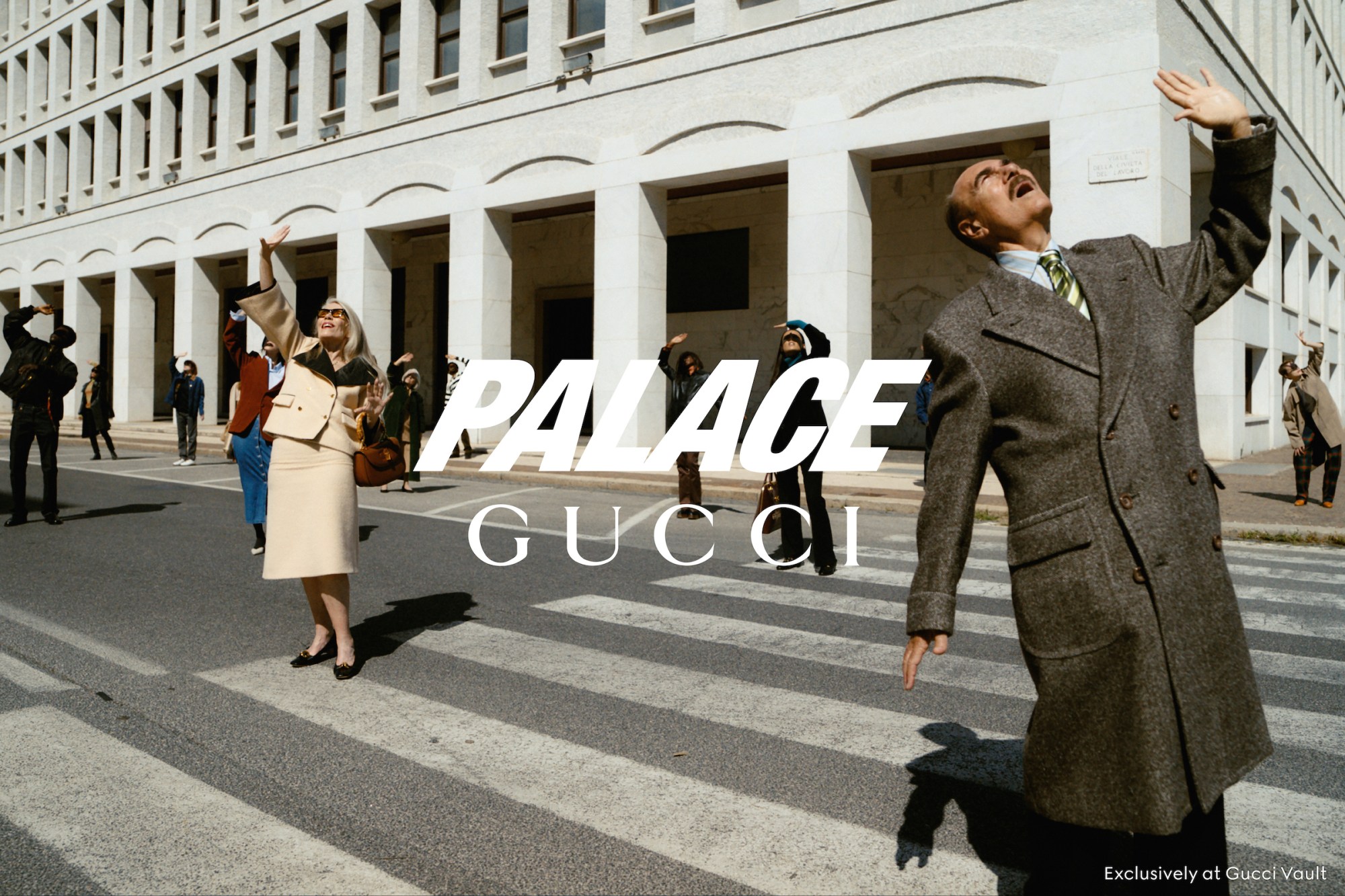 PALACE GUCCI.jpg