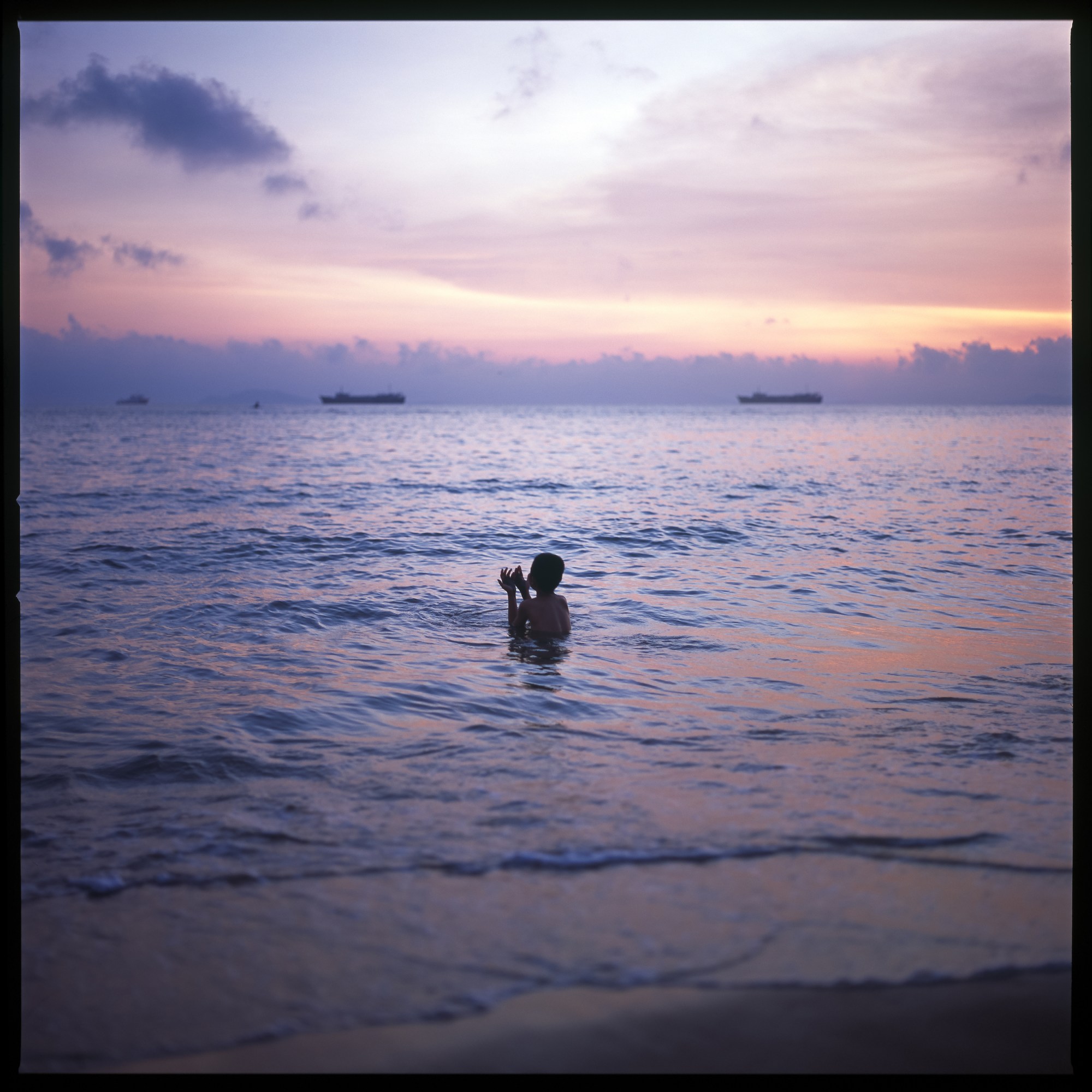 05.21.Sanya.Provia100f.Hasselblad500cm.jpg