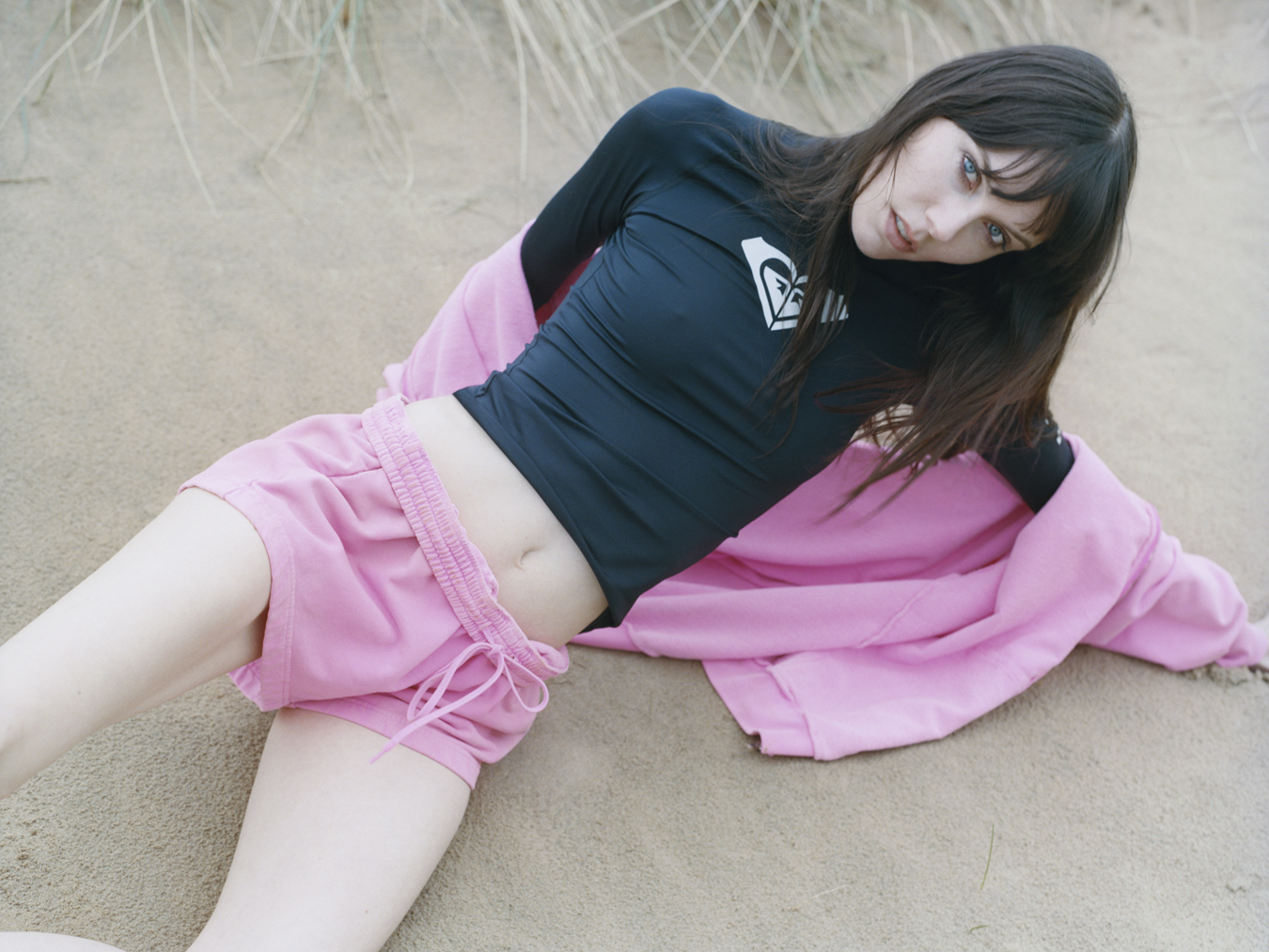 Kiki Willems photographed by Oliver Hadlee Pearch on Camber Sands.