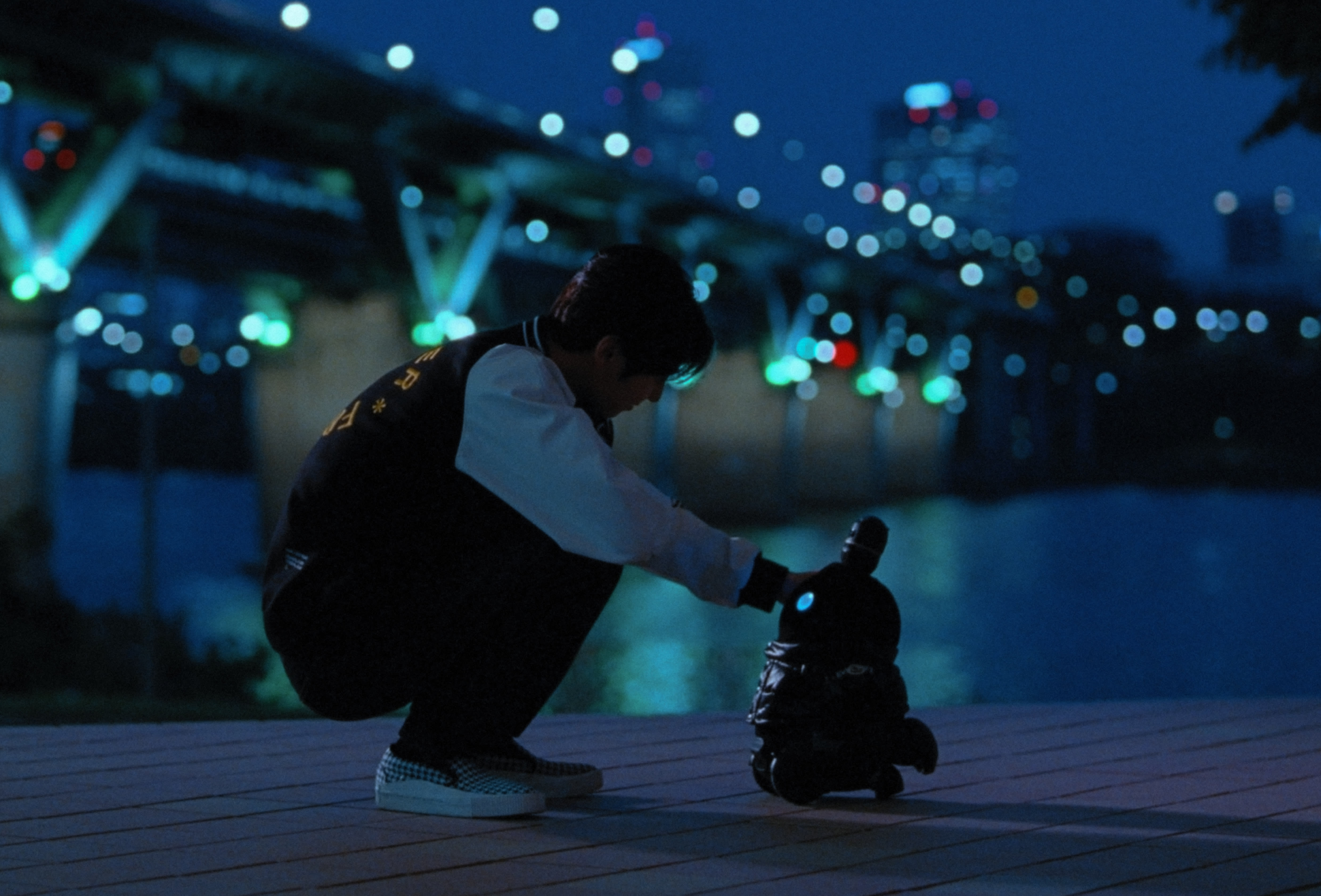 1686137198868-moncler-x-