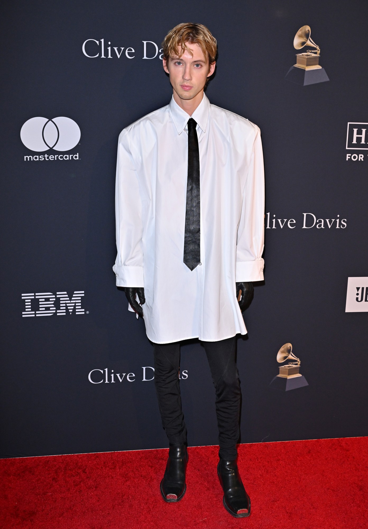 Troye Sivan wearing LGN Louis Gabriel Nouchi at a Pre-Grammy Gala in 2023