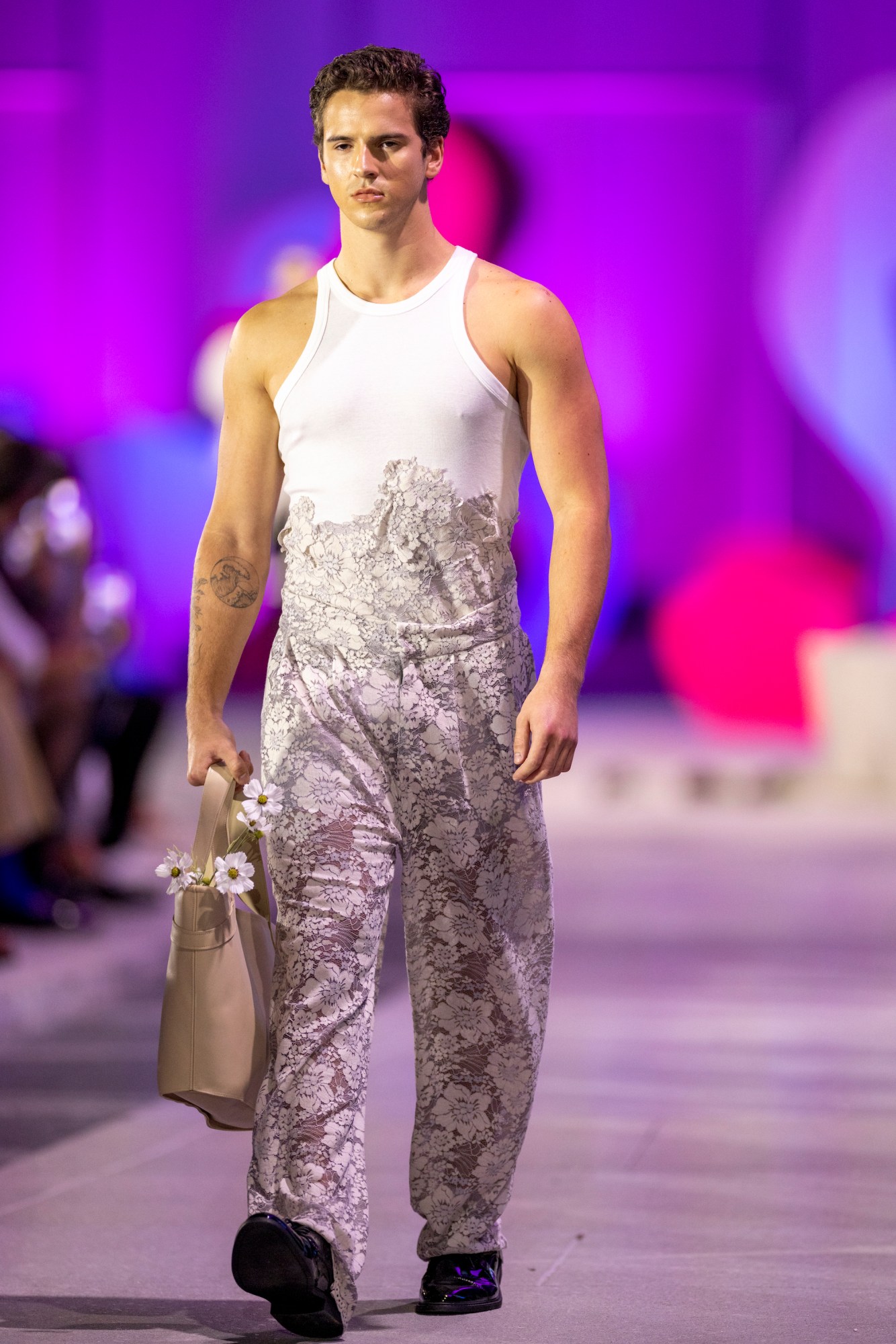 a model wearing Garren Hayes' scad 2023 graduate collection