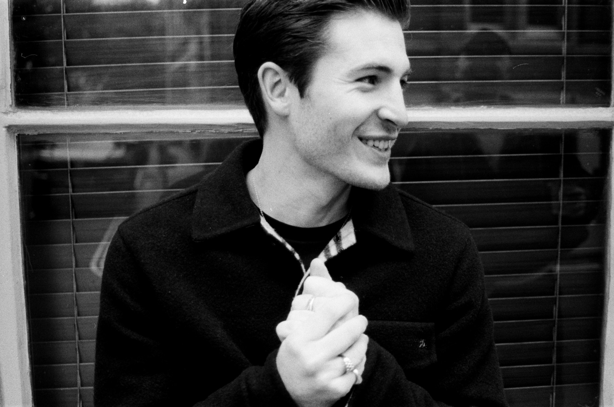 kieron moore actor in blue film and boots